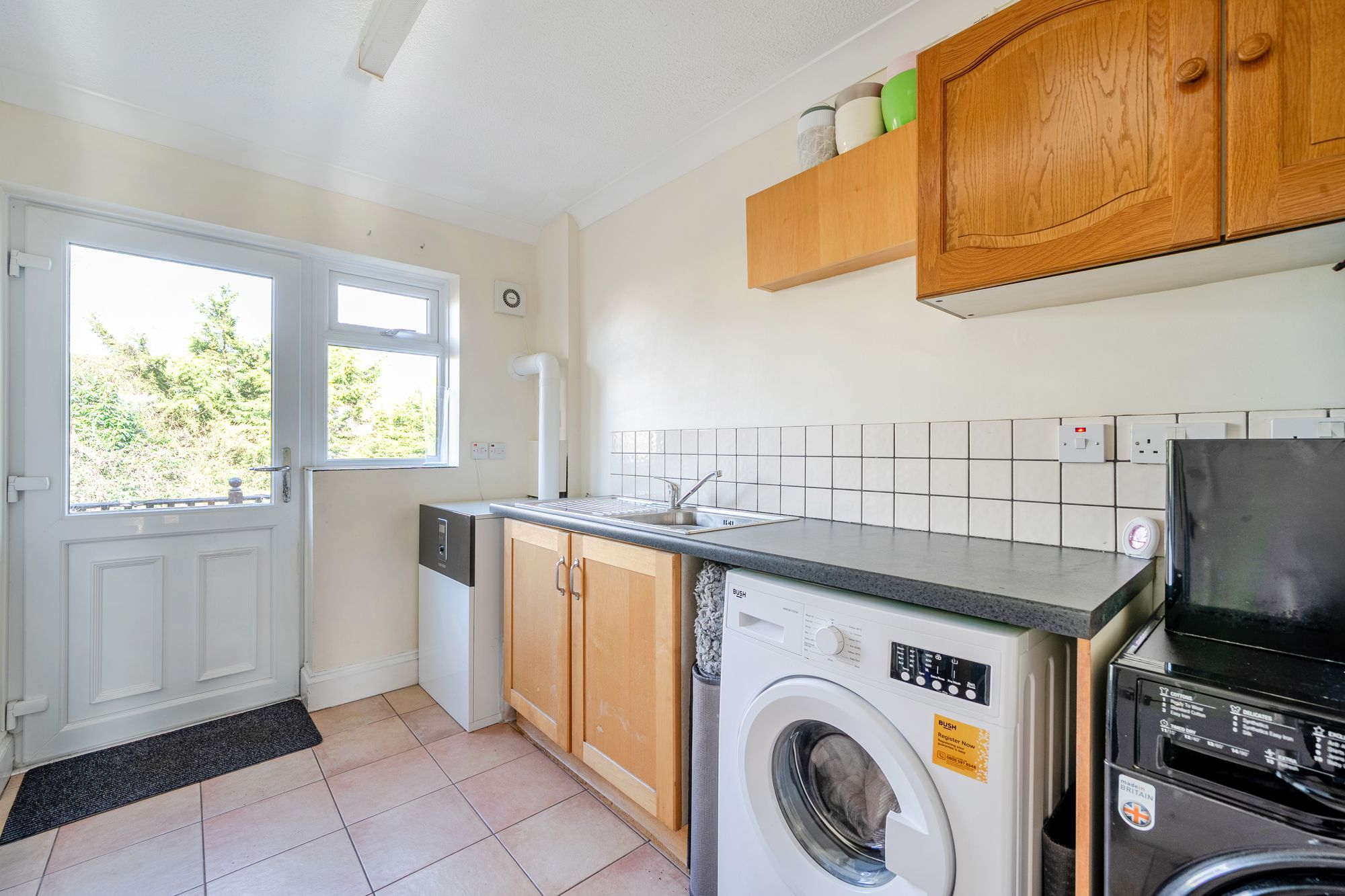 5 bed detached house for sale in Merryfields, Malvern  - Property Image 8