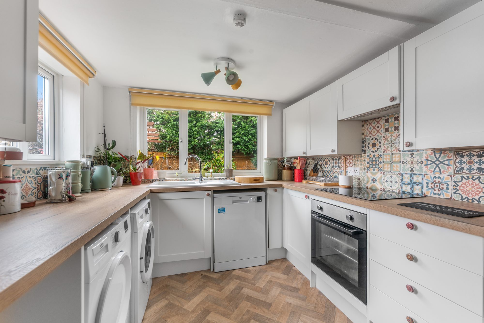 3 bed end of terrace house for sale in Hill-View, Worcester 1