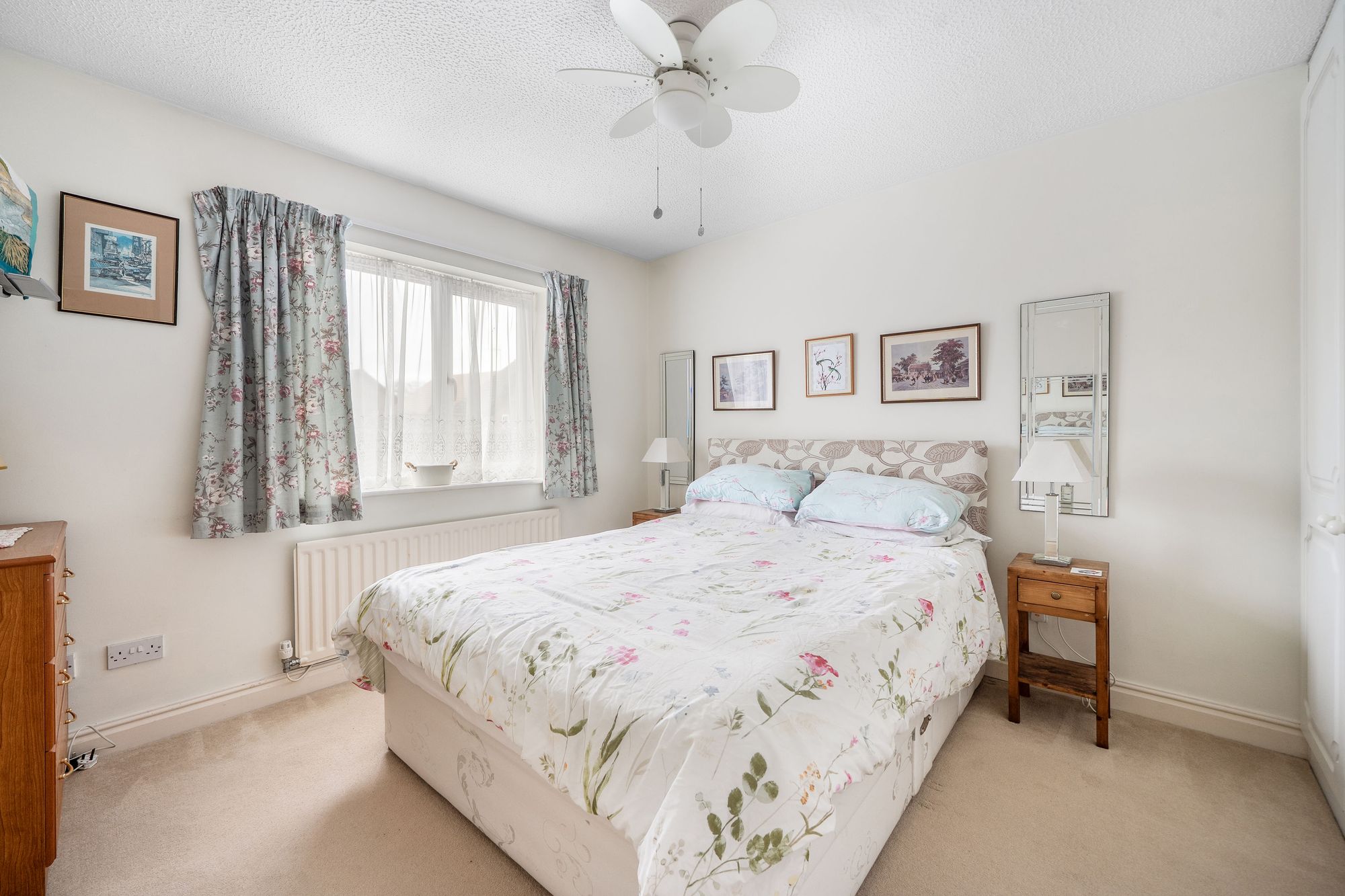 4 bed detached house for sale in Defford Road, Pershore 8