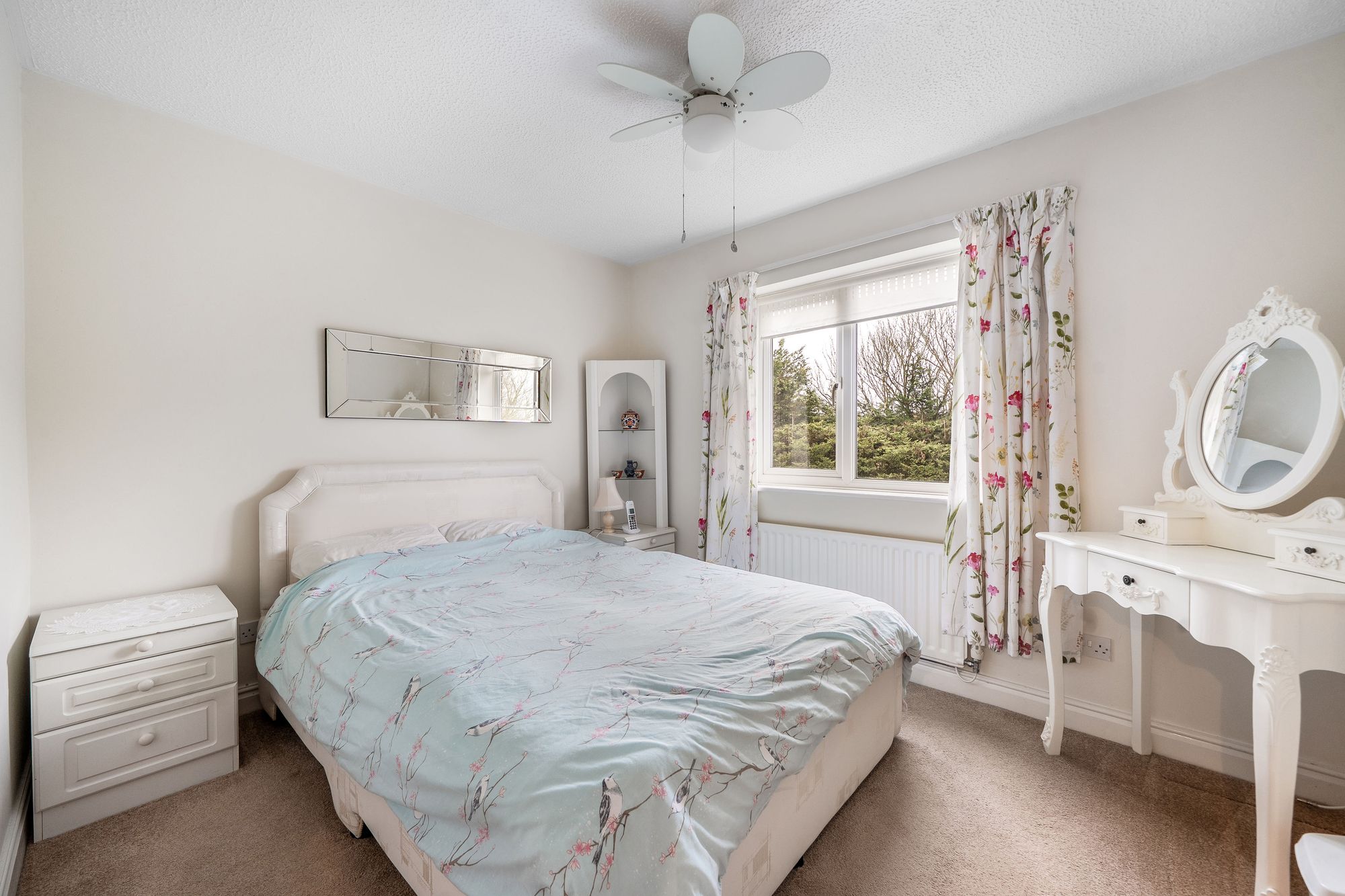 4 bed detached house for sale in Defford Road, Pershore 11