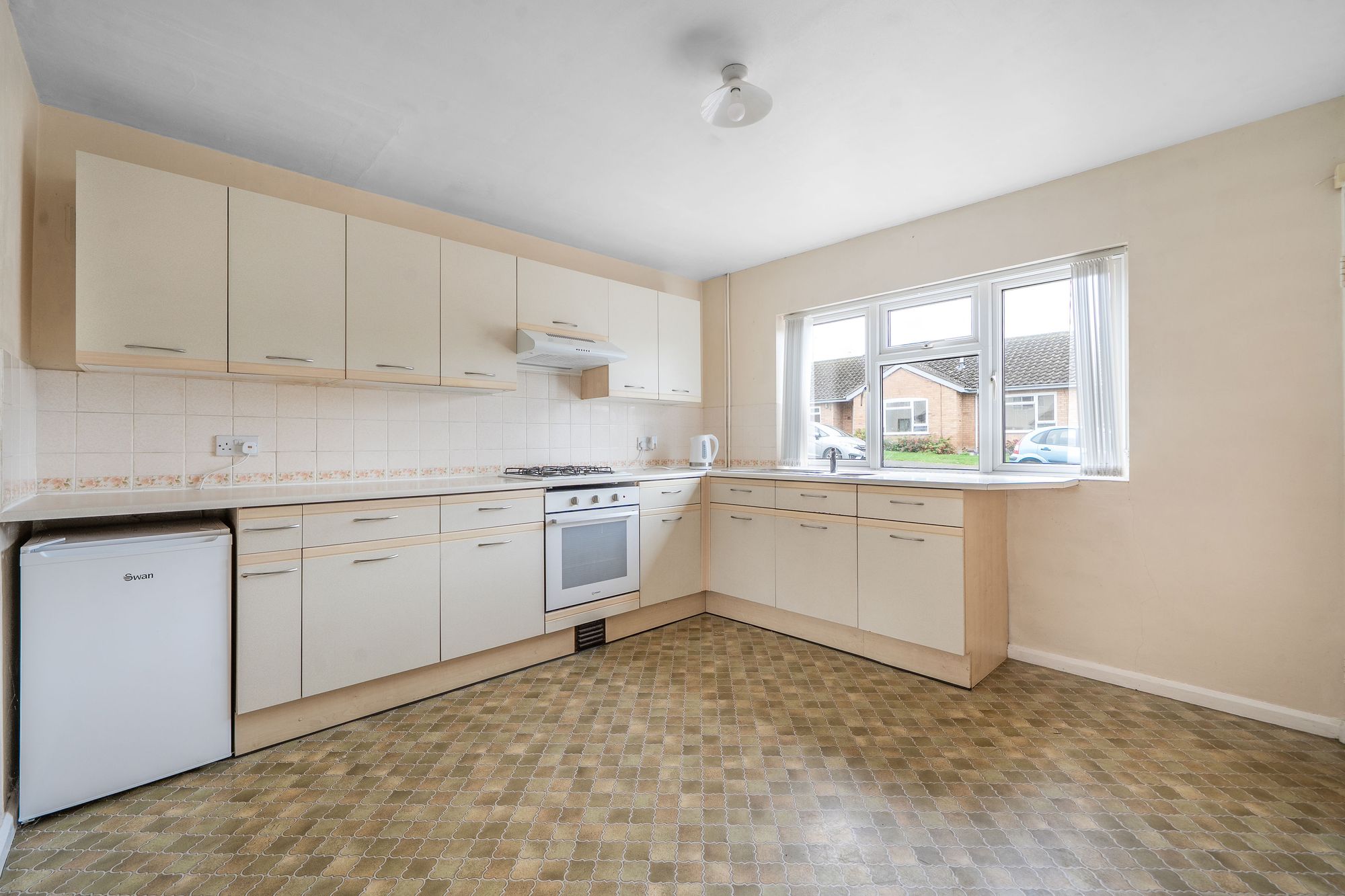 3 bed mid-terraced house for sale in Hands Orchard, Pershore 1