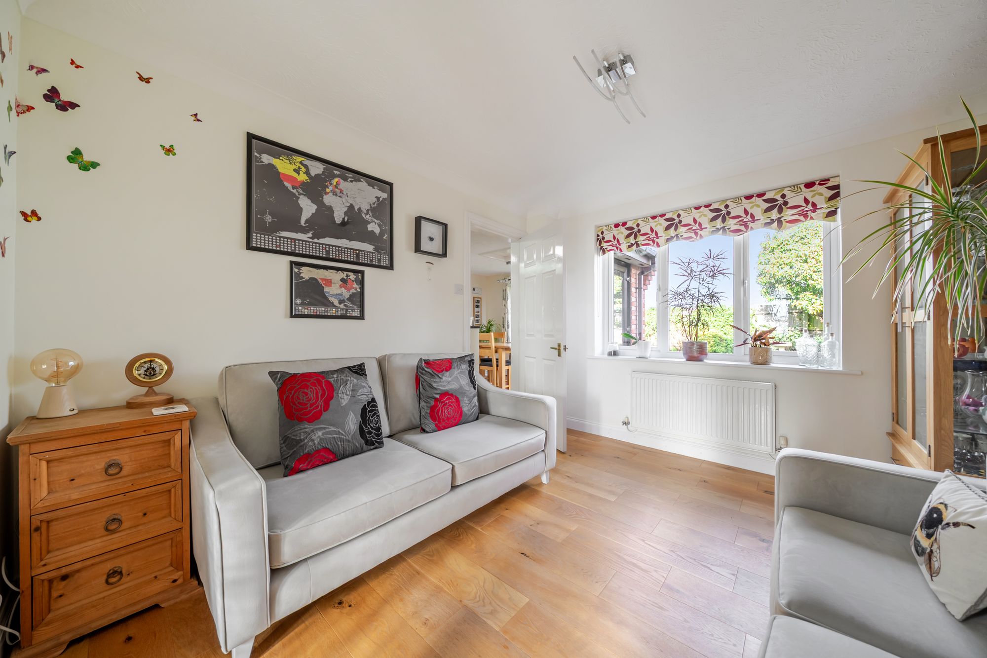 4 bed detached house for sale in Gibbs Close, Pershore 6