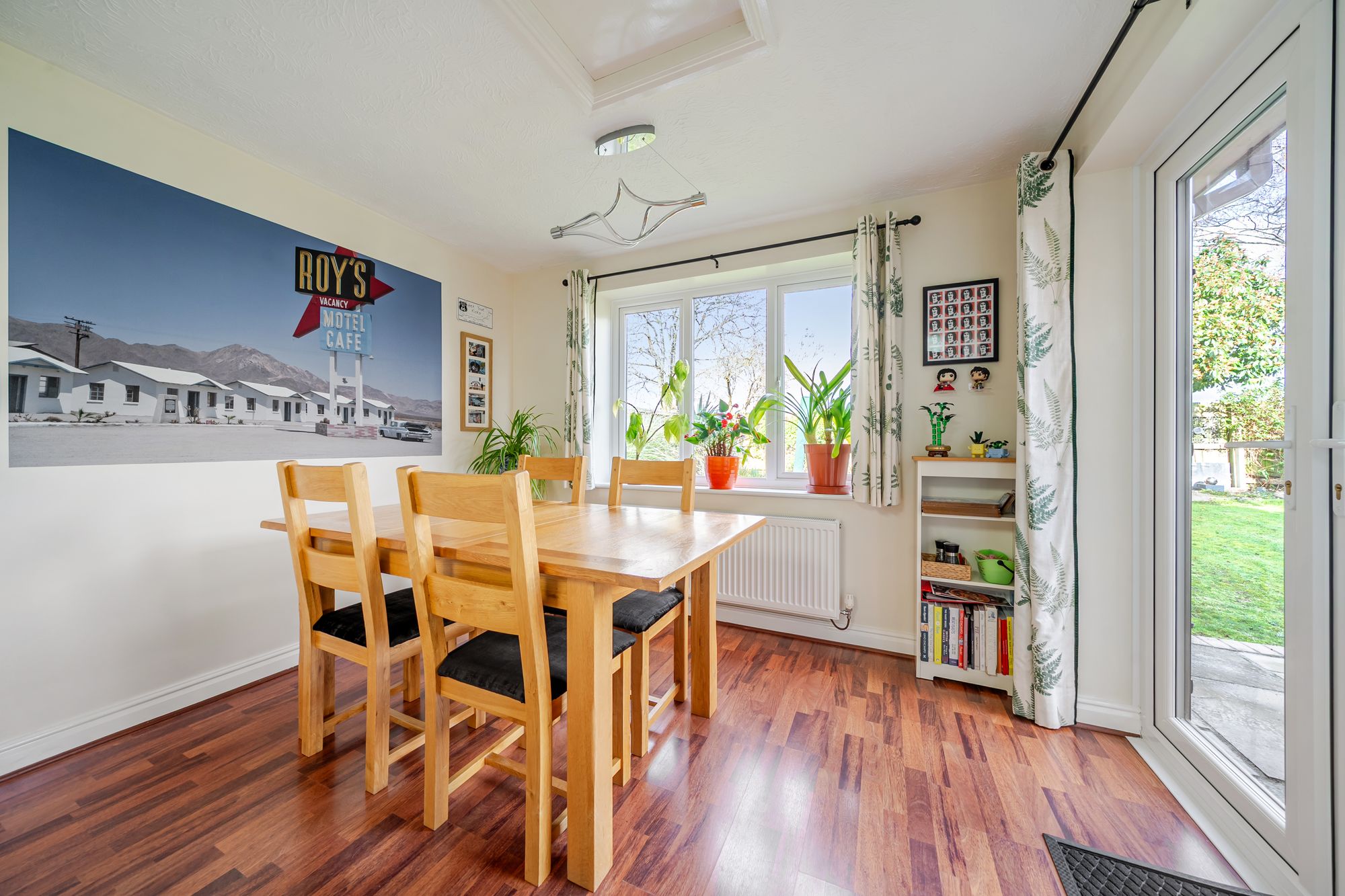 4 bed detached house for sale in Gibbs Close, Pershore 5