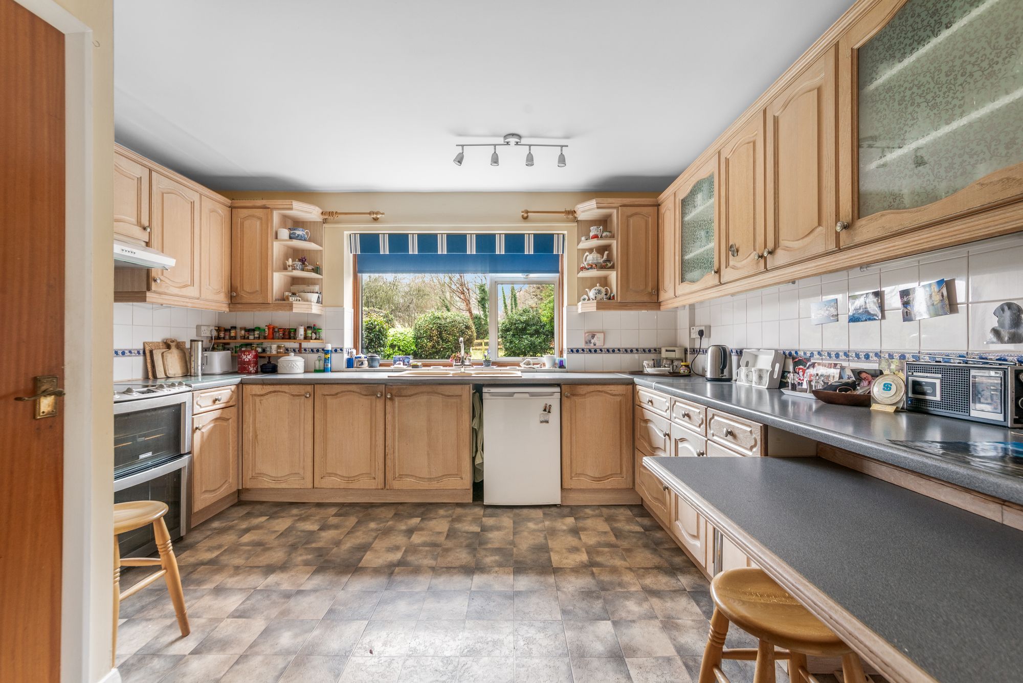 4 bed detached house for sale in Parkwood, Pershore  - Property Image 2