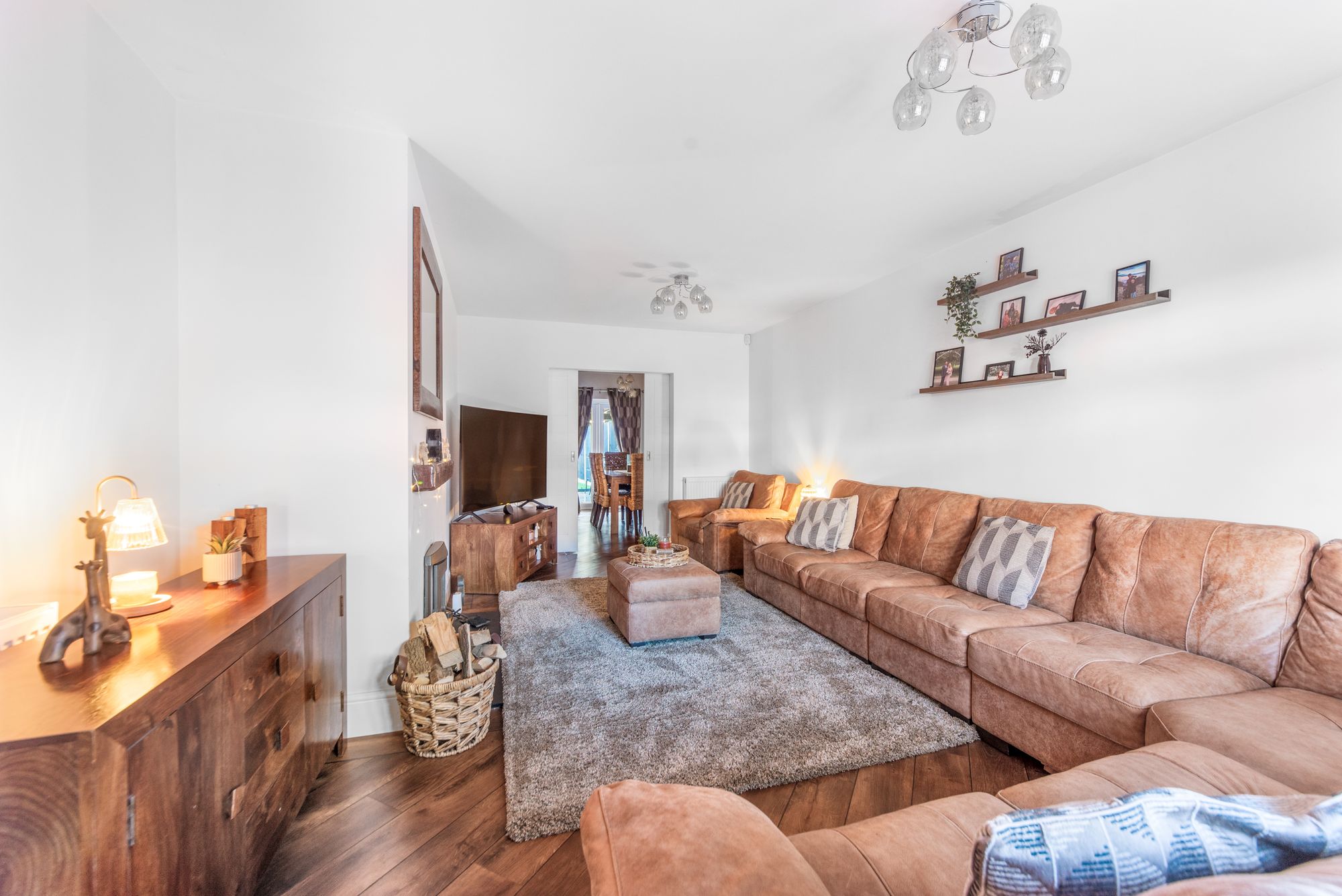 3 bed link detached house for sale in Keepers Close, Pershore 7