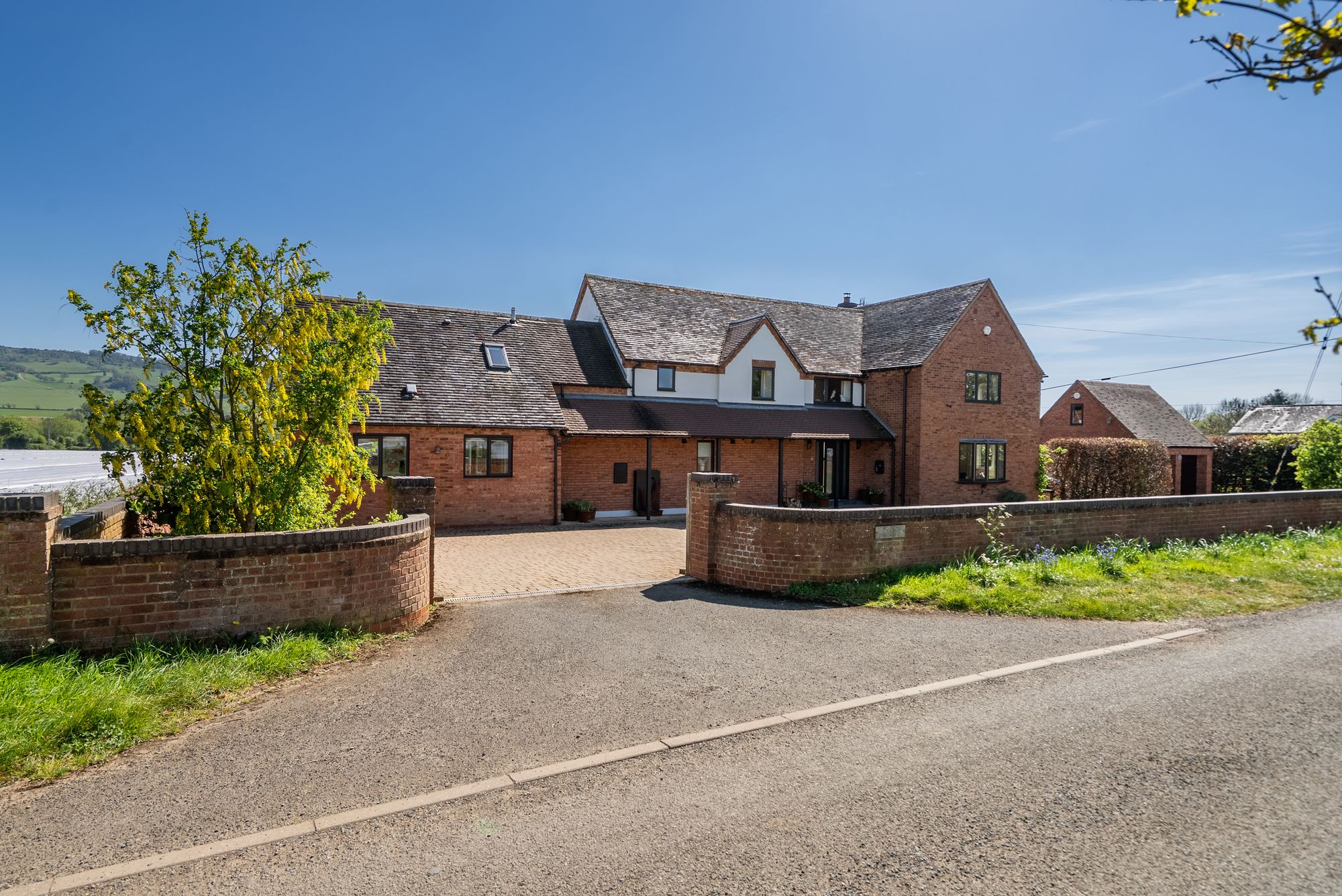 5 bed detached house for sale in Lower End, Pershore 49