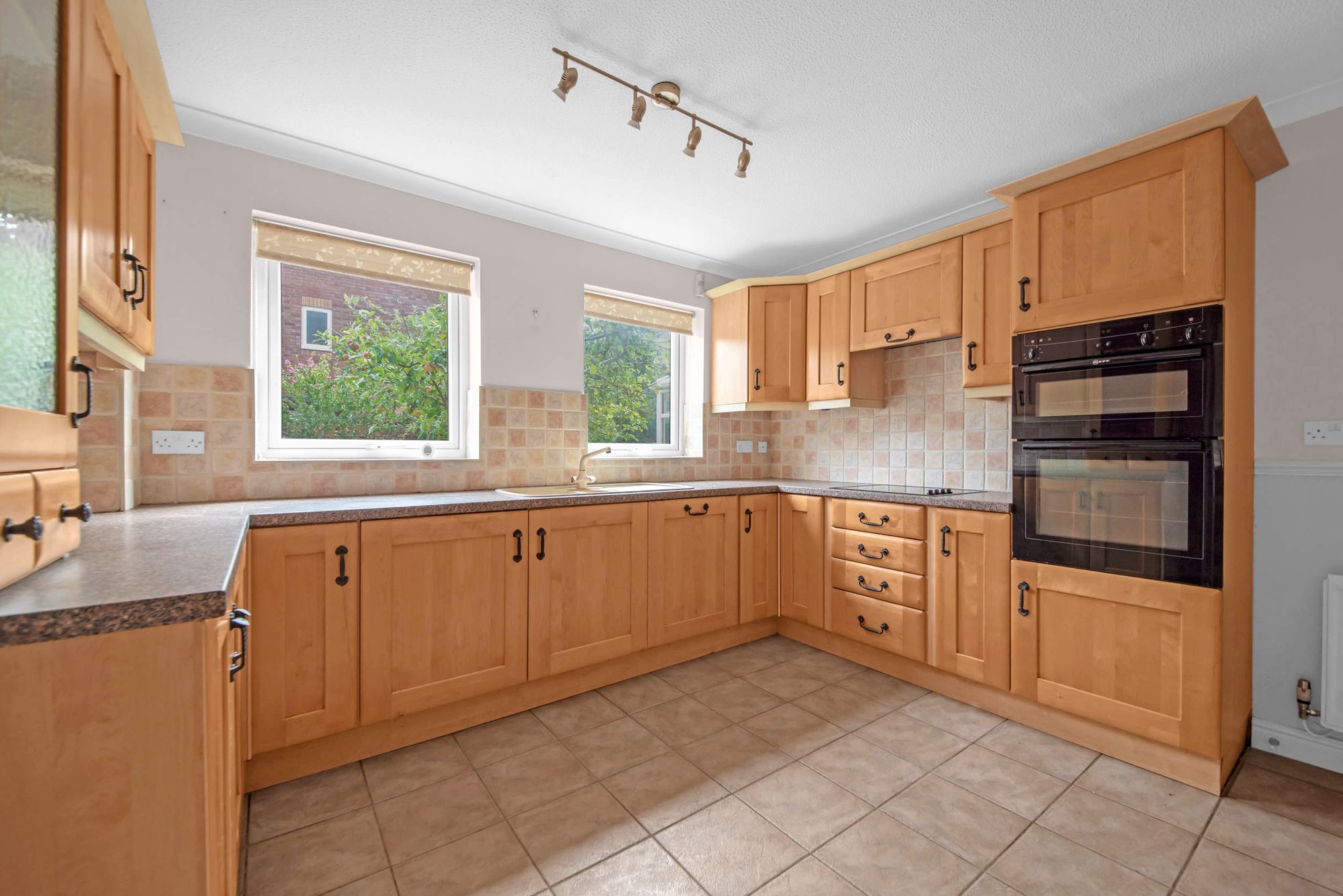 4 bed detached house for sale in Little Penny Rope, Pershore  - Property Image 2