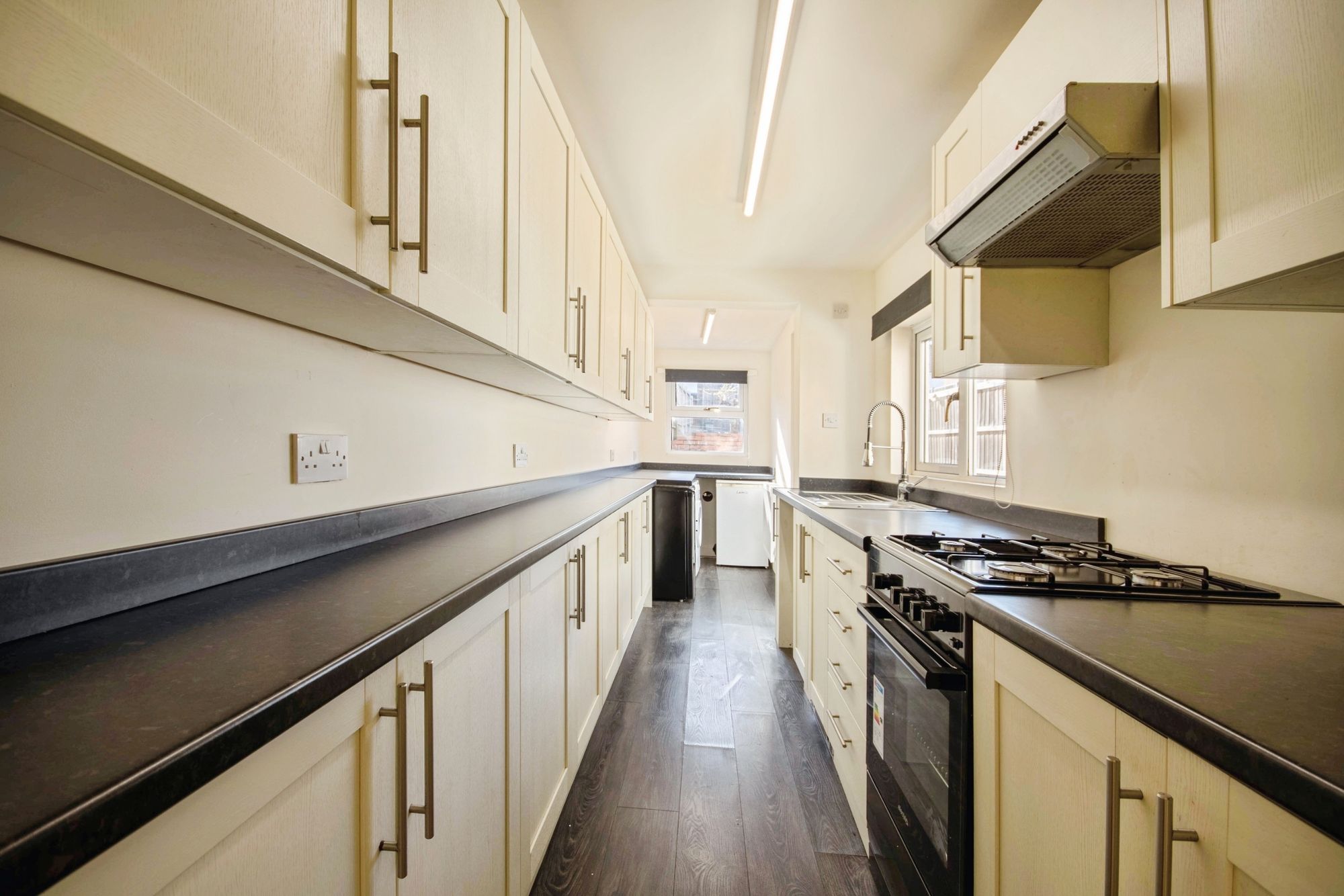 3 bed terraced house for sale in Bath Road, Worcester  - Property Image 8