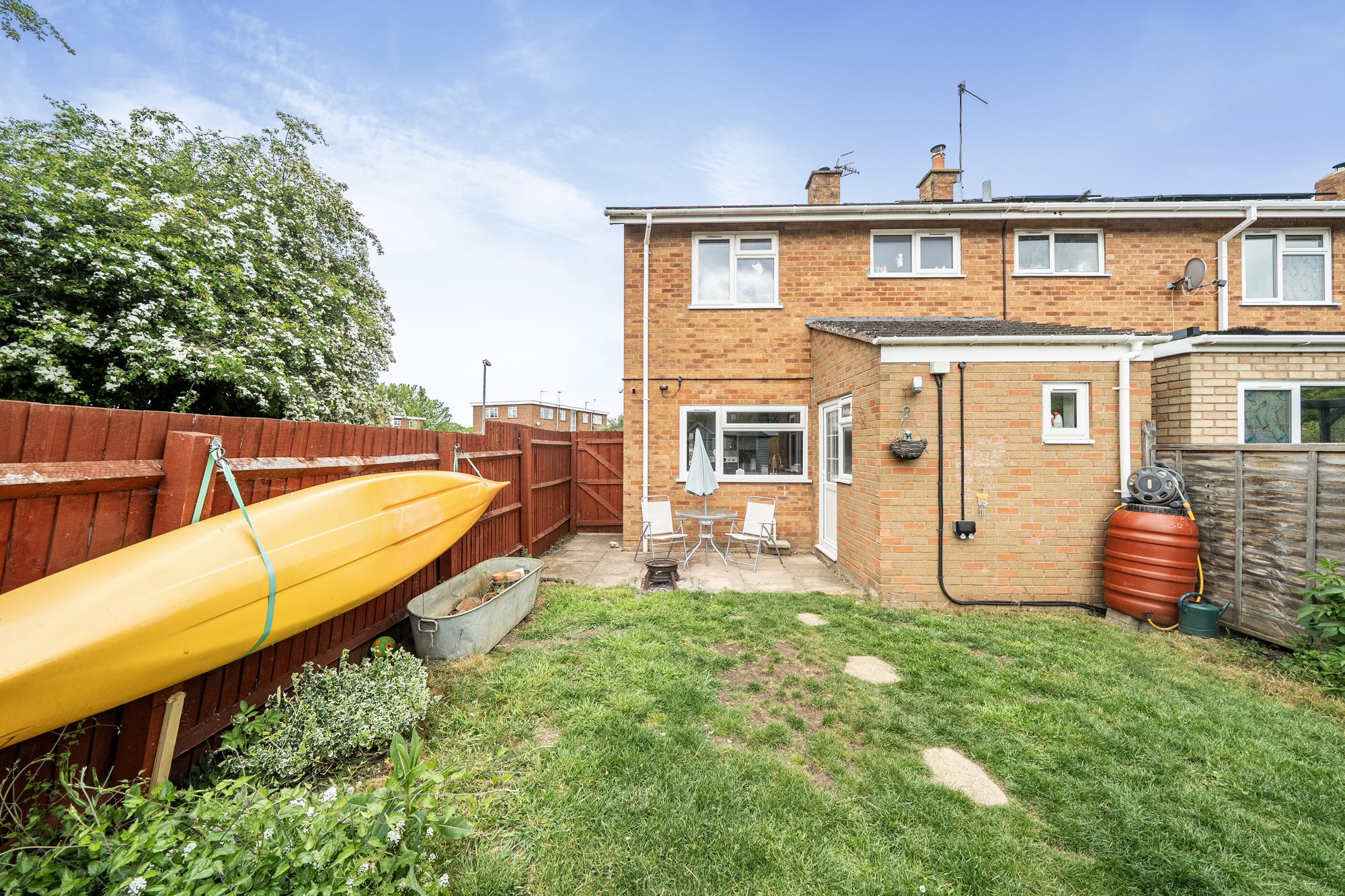3 bed end of terrace house for sale in Fountain Gardens, Evesham 16
