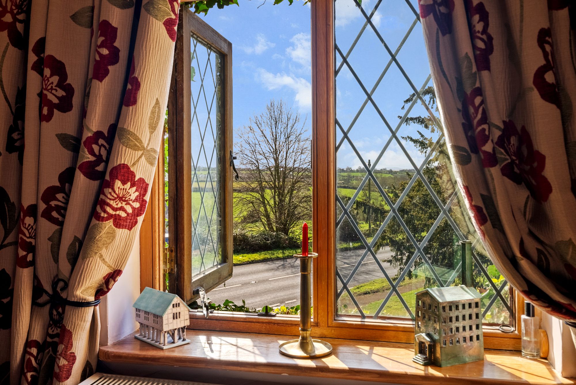 4 bed detached house for sale in Upton Road, Worcester 33