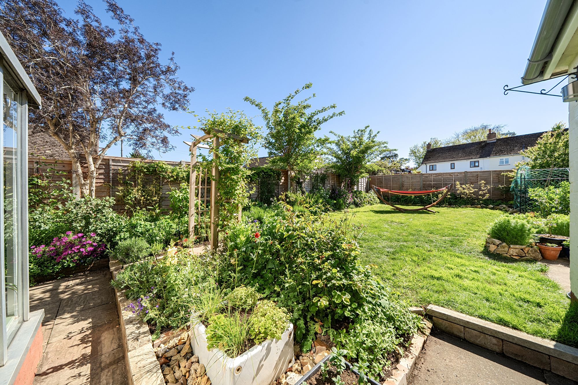 3 bed terraced house for sale in Hands Orchard, Pershore 17