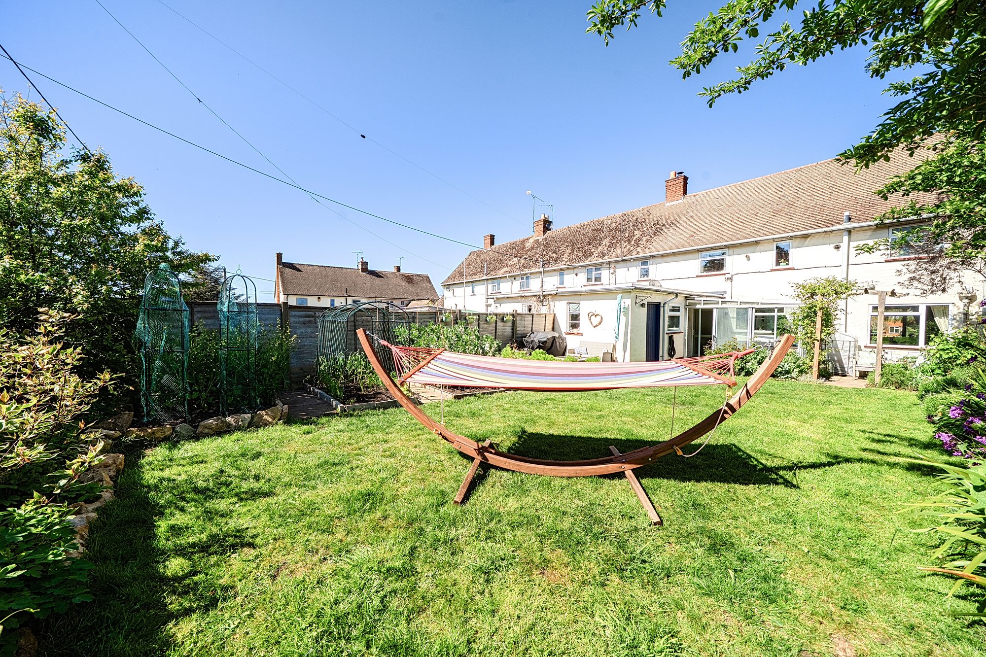 3 bed terraced house for sale in Hands Orchard, Pershore 18