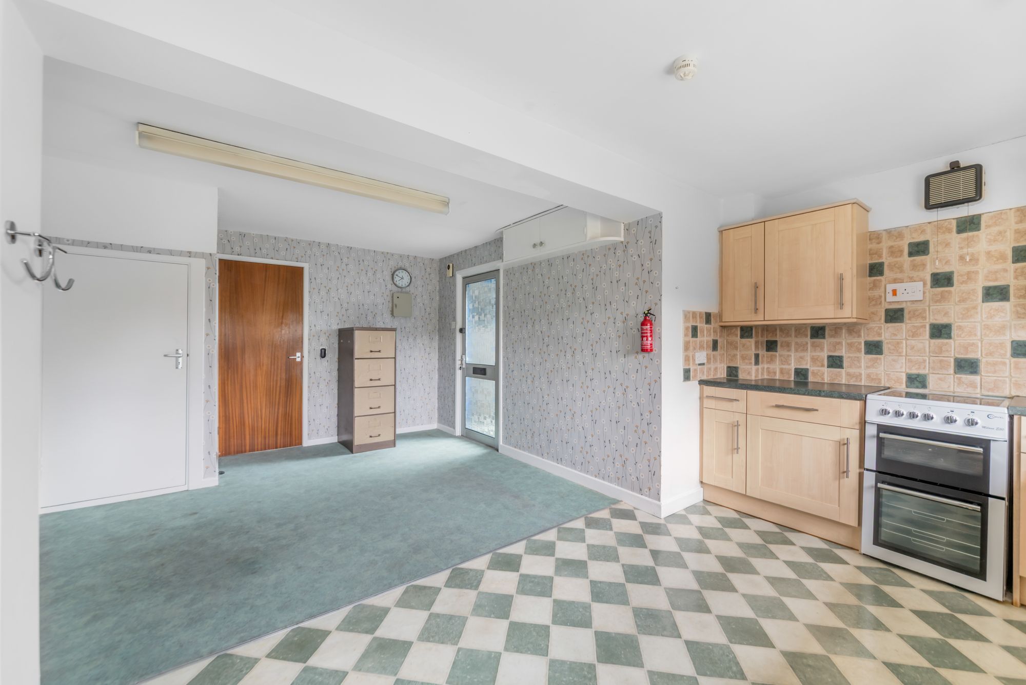 3 bed terraced house for sale in Orchard Grove, Worcester  - Property Image 5