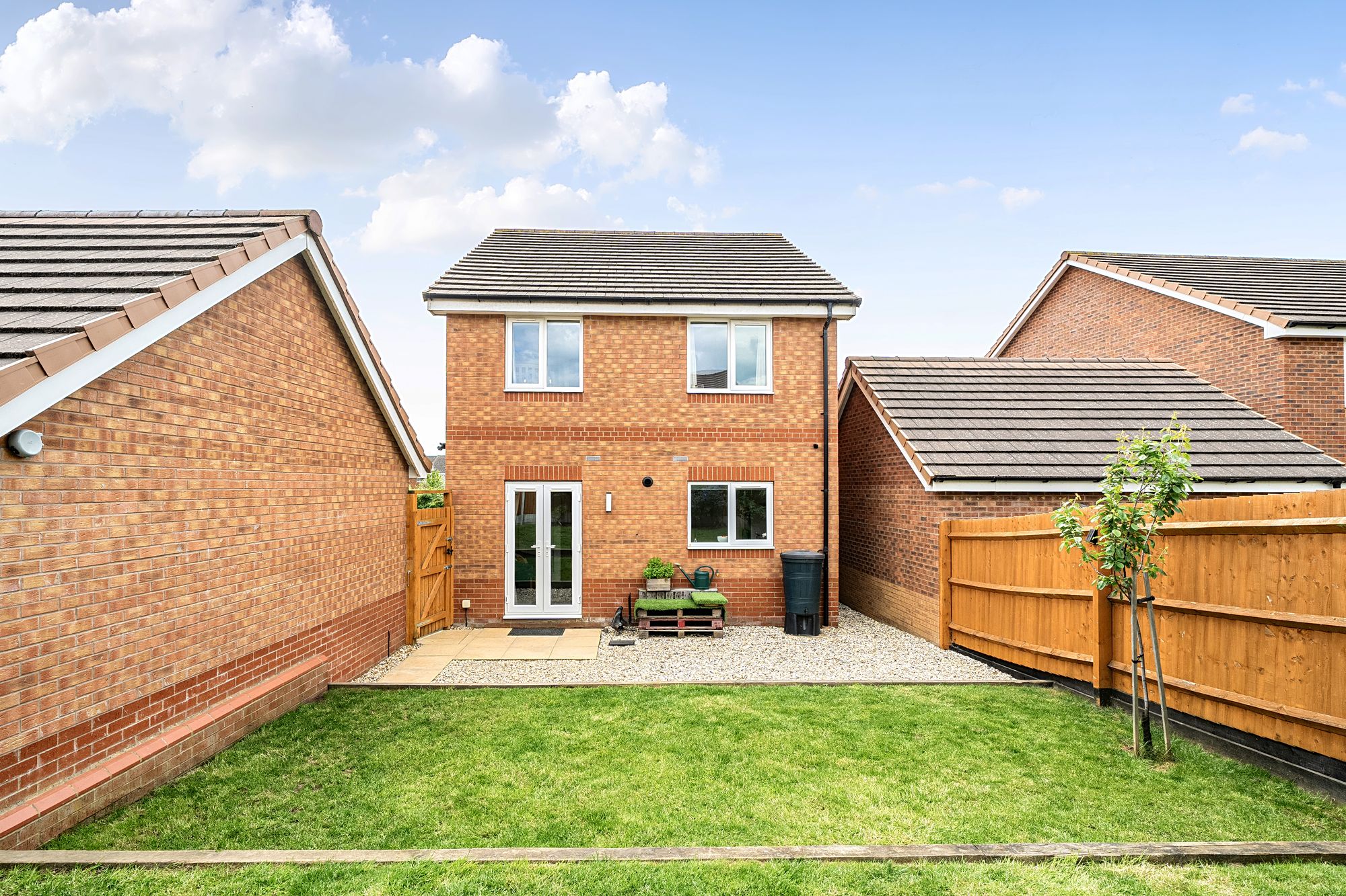 3 bed detached house for sale in Skylark Drive, Pershore 16