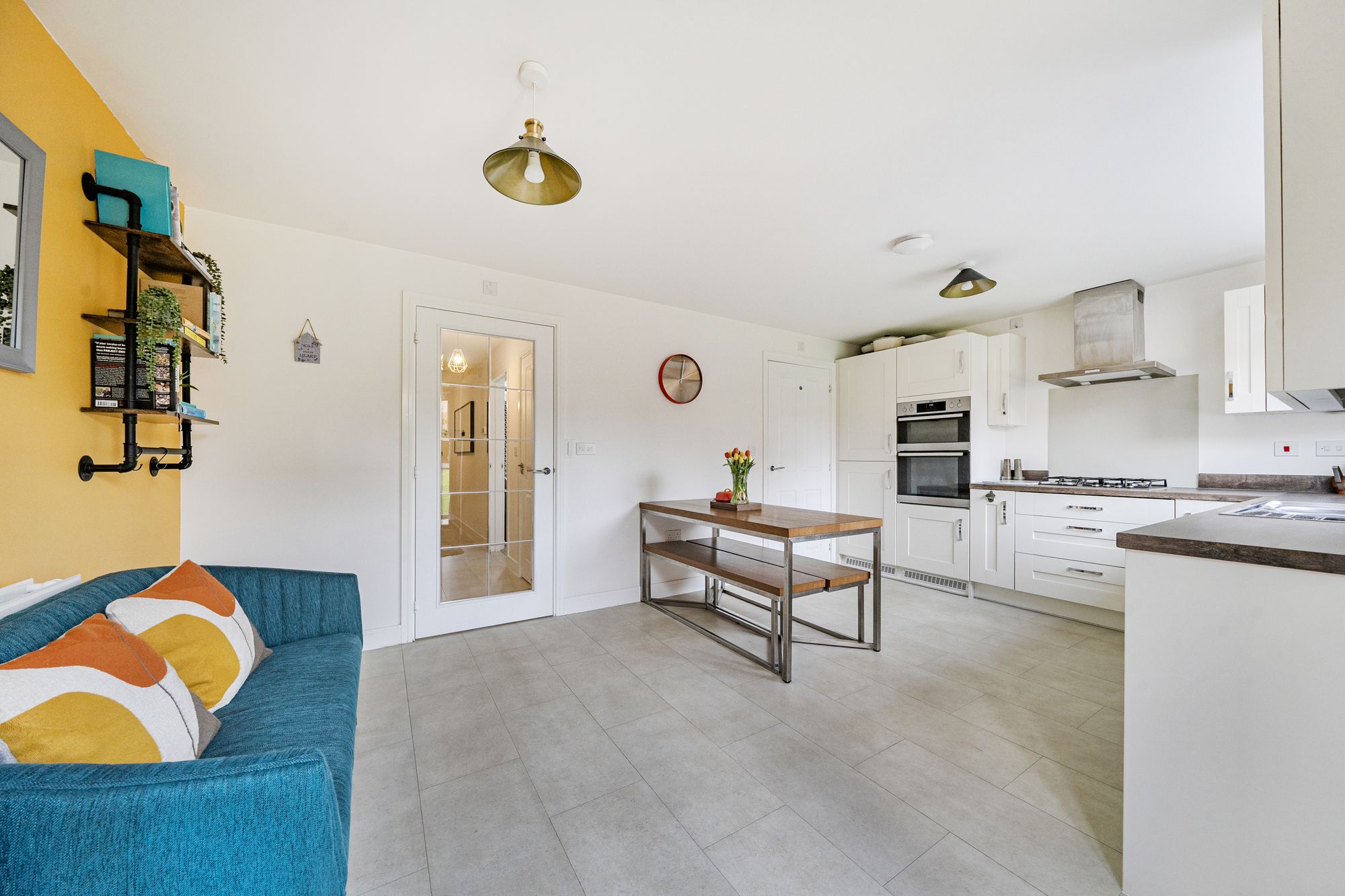 3 bed detached house for sale in Skylark Drive, Pershore 5