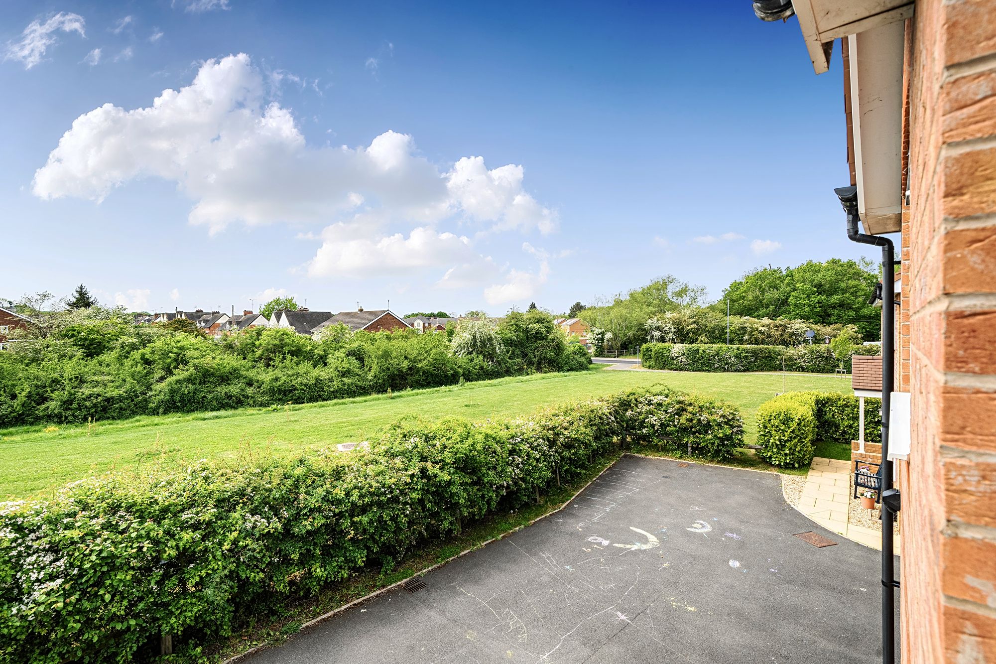 3 bed detached house for sale in Skylark Drive, Pershore  - Property Image 2