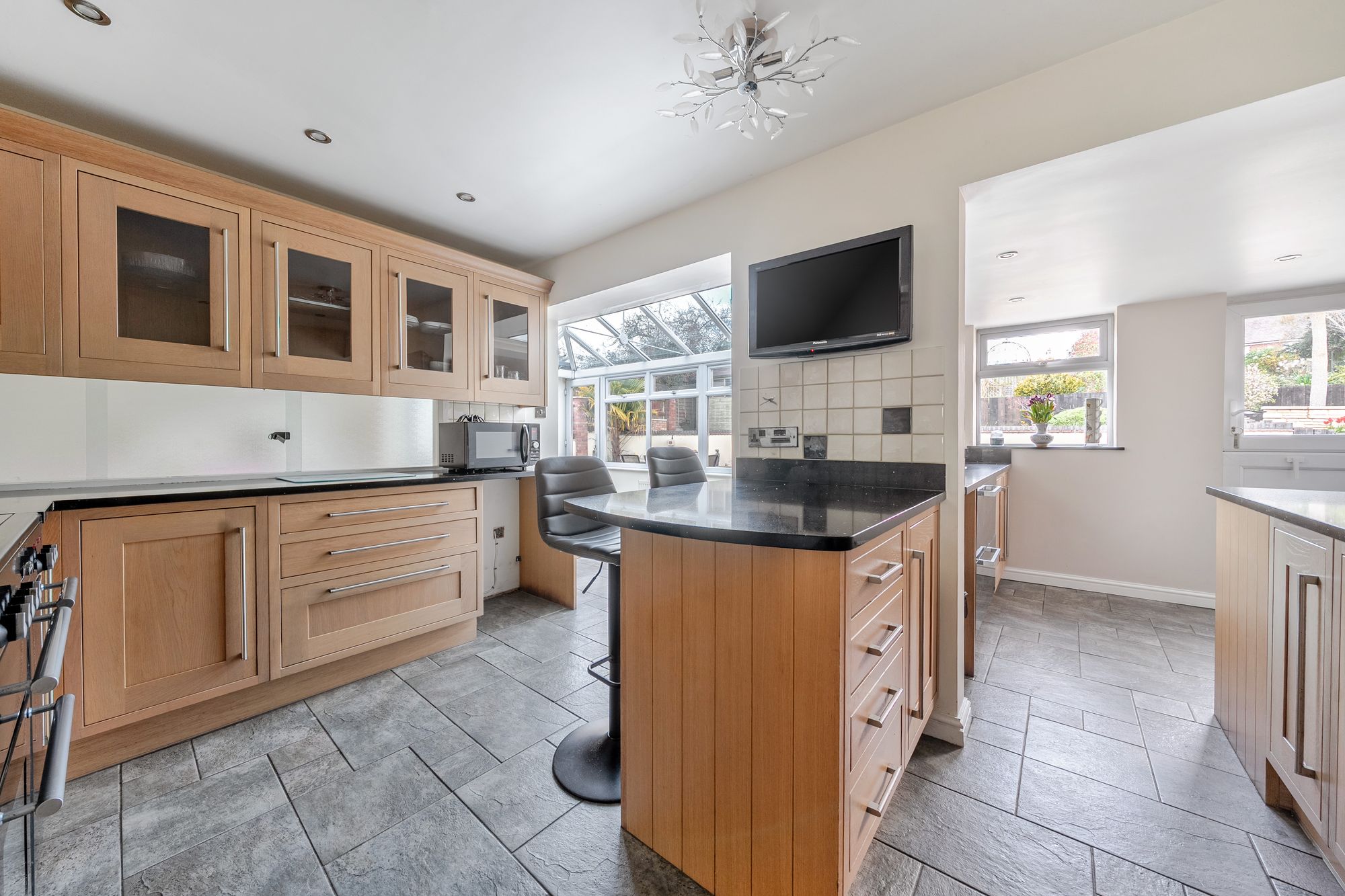 4 bed detached bungalow for sale in Holloway Drive, Pershore  - Property Image 3