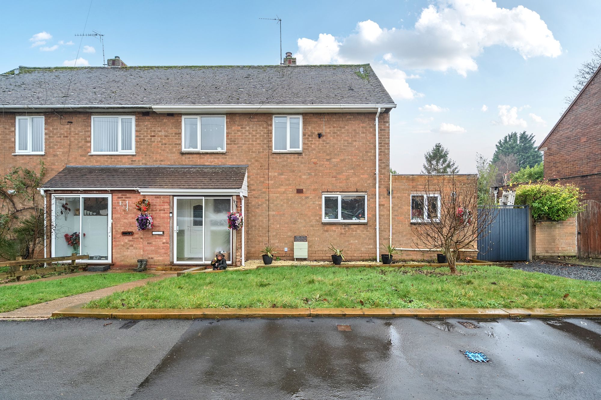 3 bed semi-detached house for sale in Farleigh Road, Pershore, WR10
