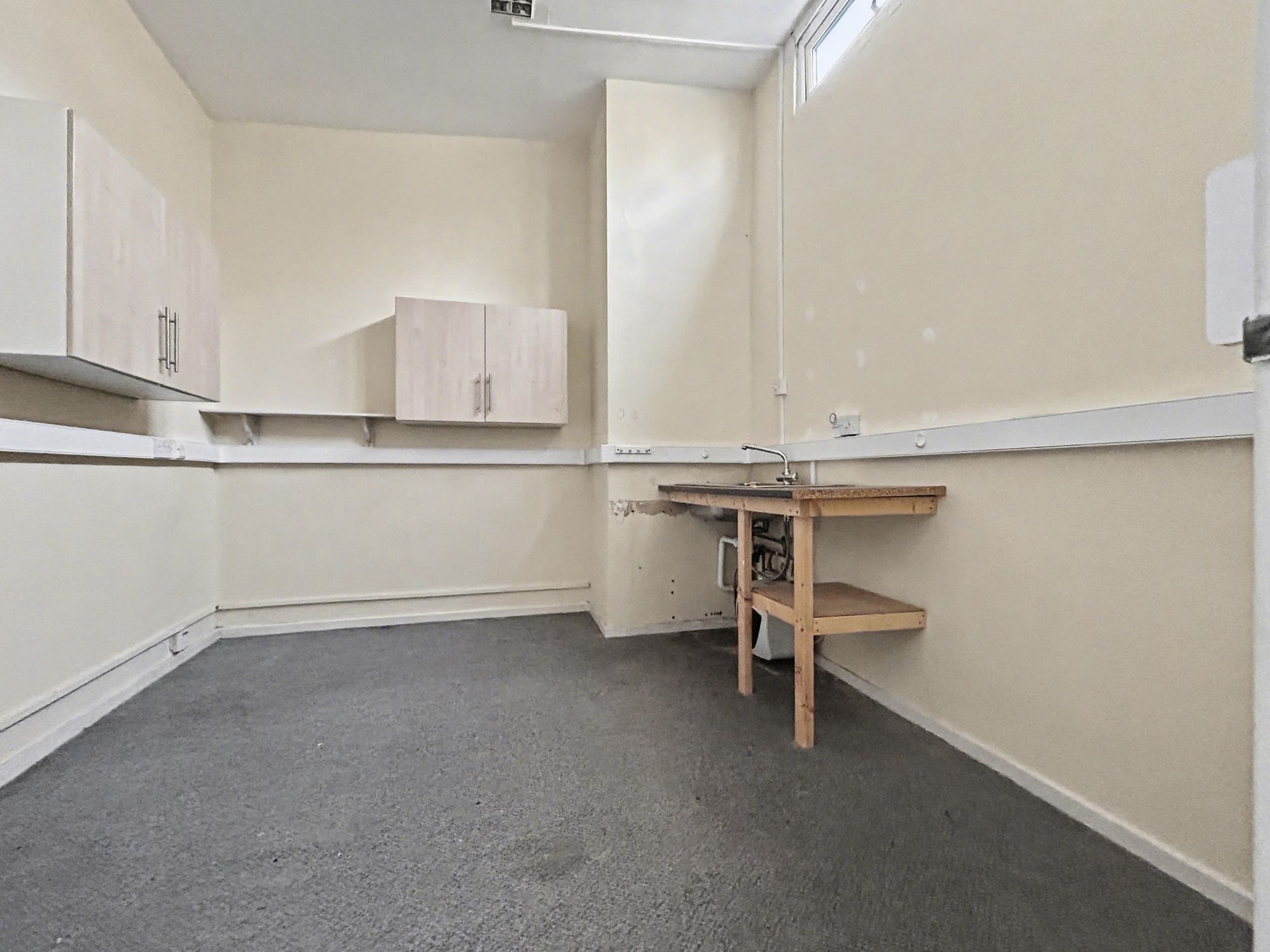 To rent in Broad Street, Pershore 5