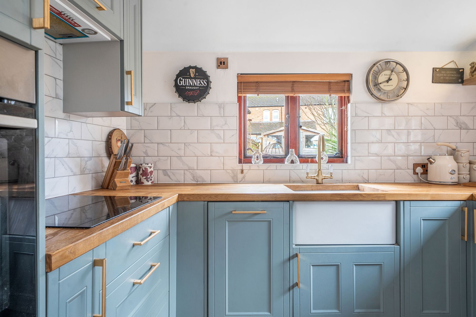 2 bed terraced house for sale in Newlands, Pershore 2