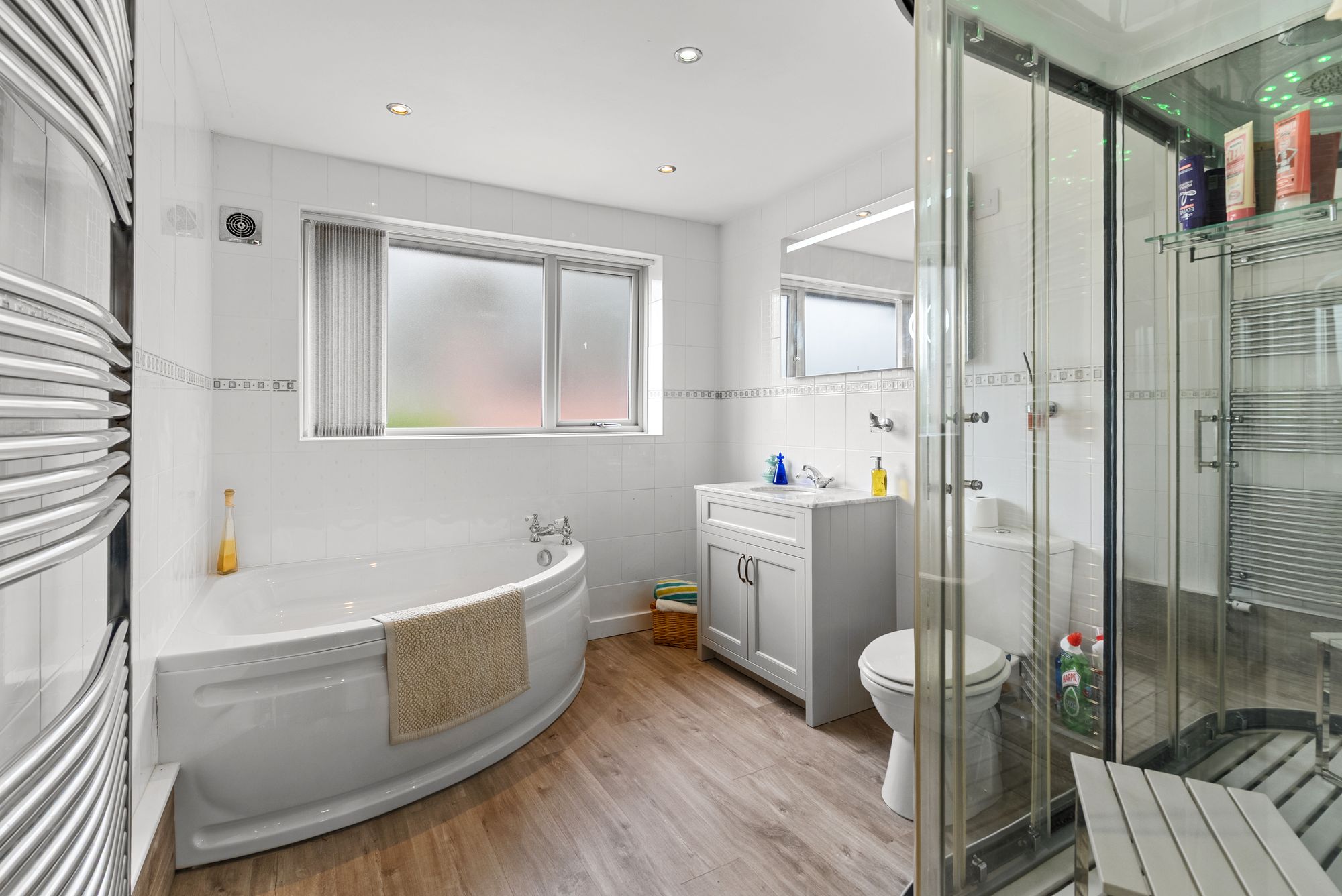 4 bed detached house for sale in Hawthorne Close, Pershore 24