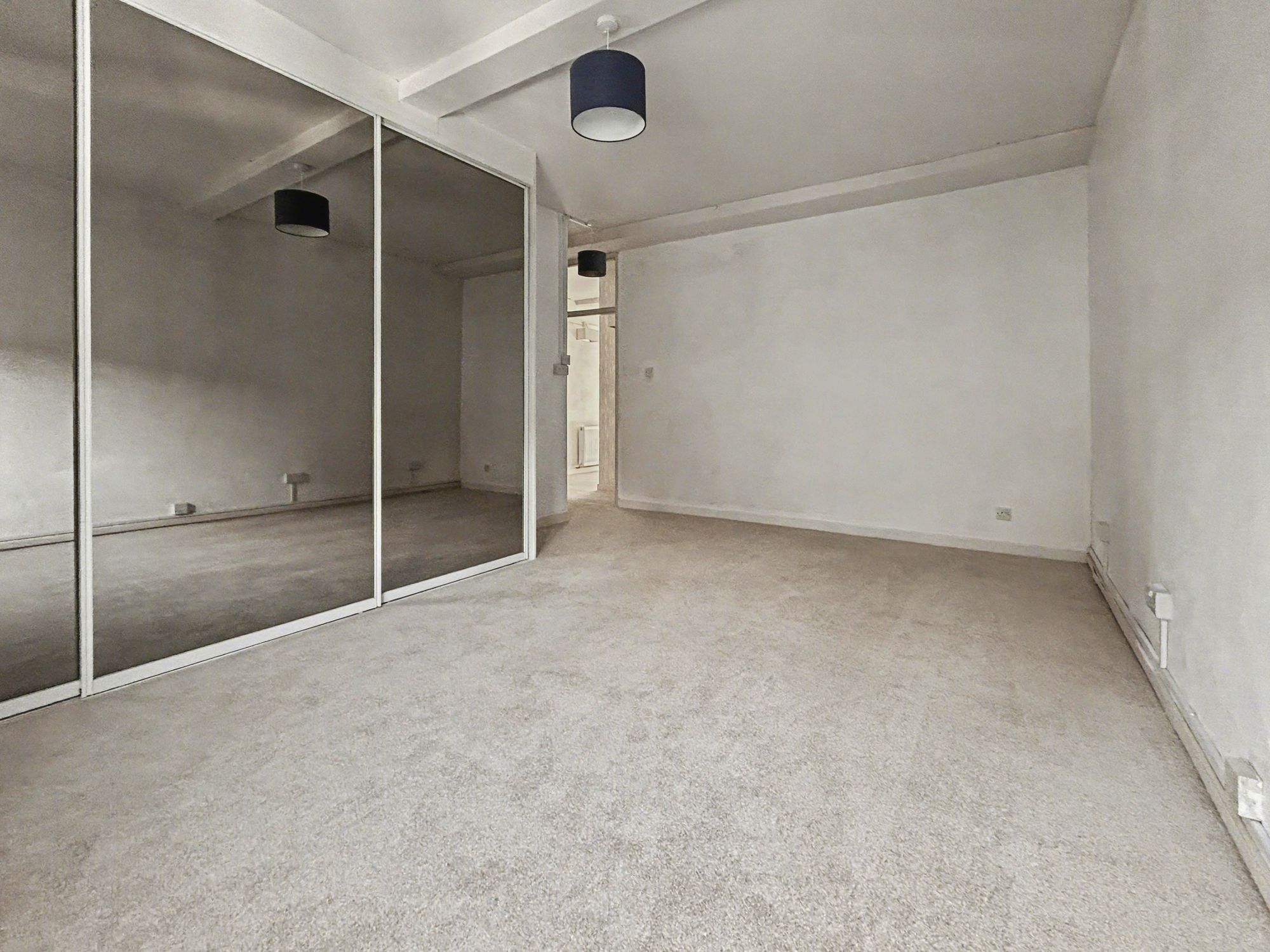 2 bed flat for sale in Bridge Street, Pershore  - Property Image 9