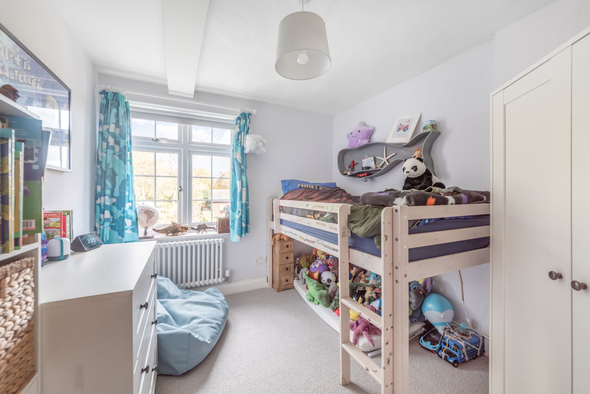 5 bed end of terrace house for sale in Boon Street, Pershore 18