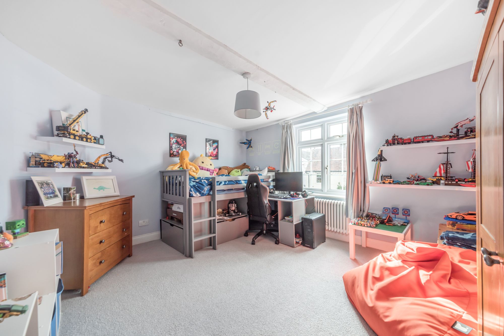 5 bed end of terrace house for sale in Boon Street, Pershore 17