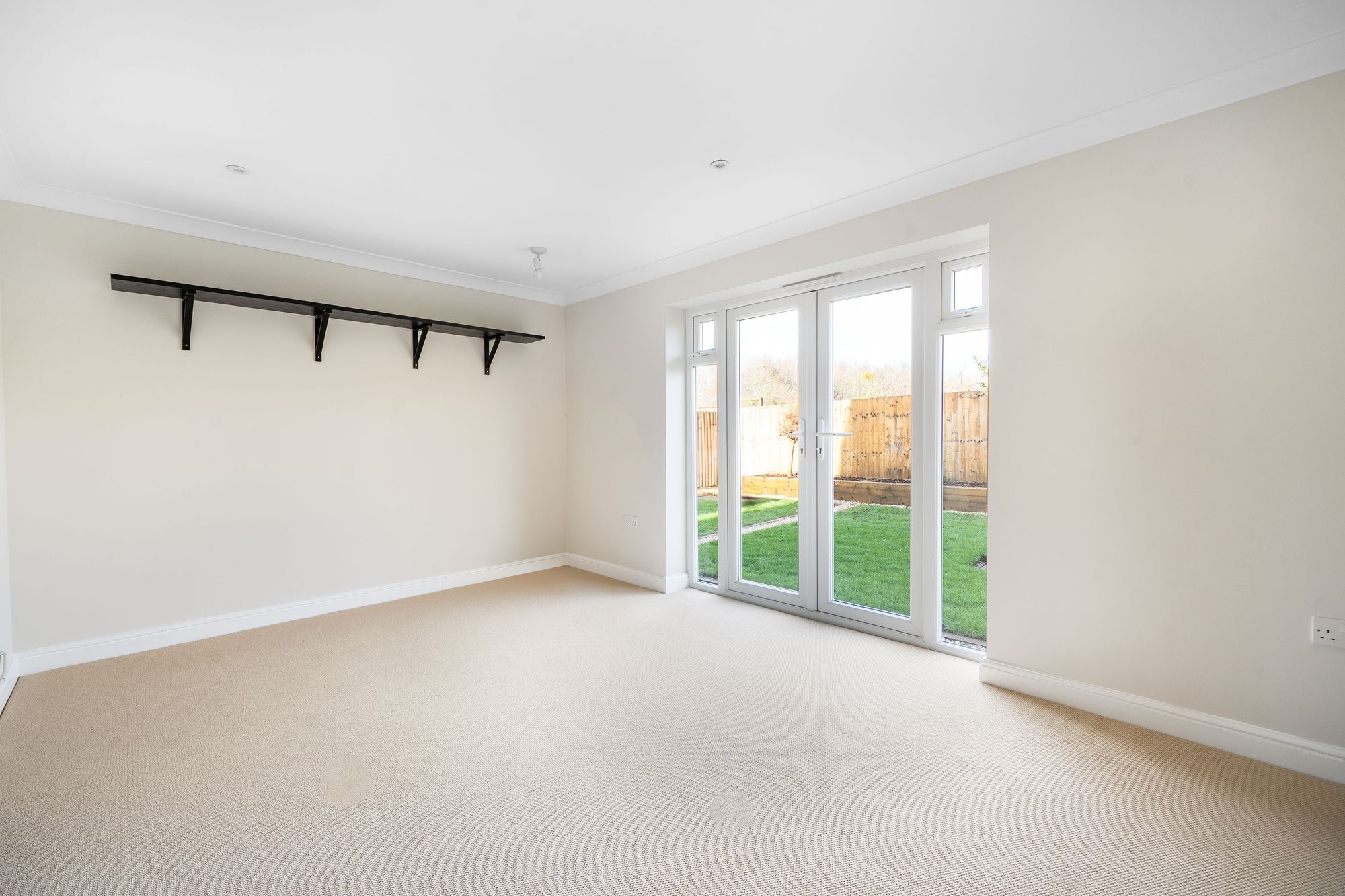 5 bed detached house for sale in Butt Furlong, Pershore  - Property Image 4