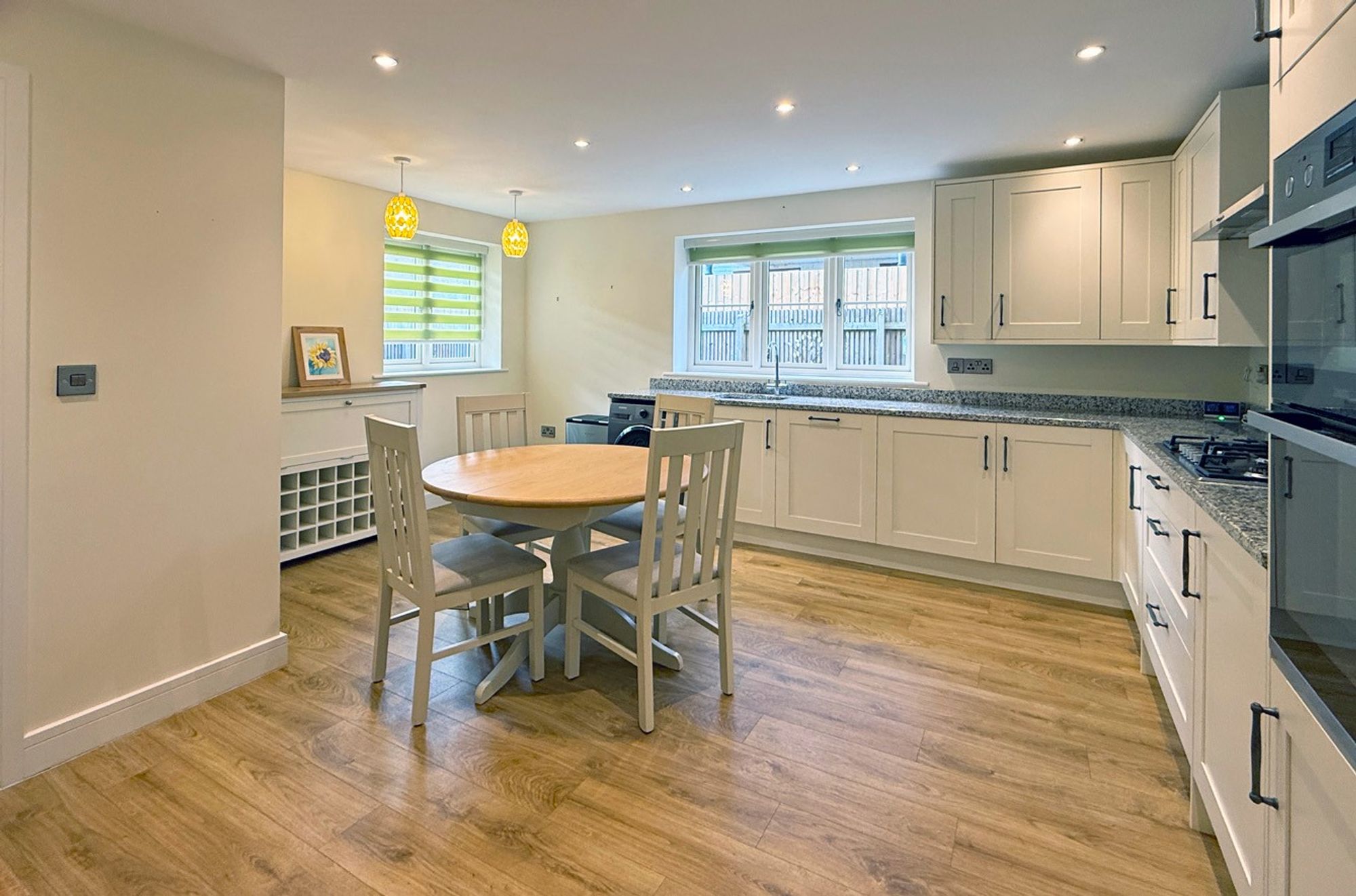3 bed cottage for sale in High Street, Pershore  - Property Image 3