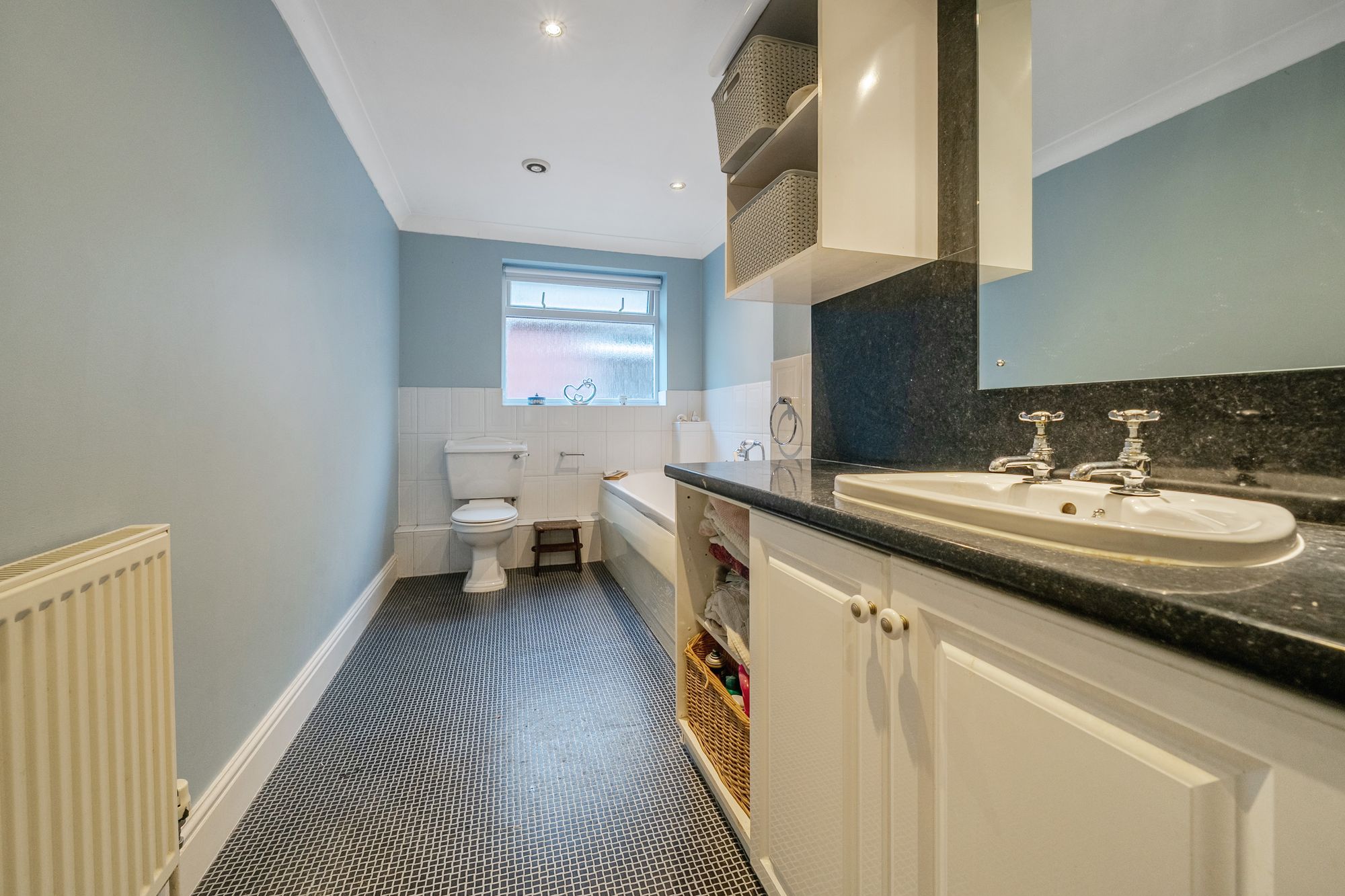 5 bed detached house for sale in Walcot Lane, Pershore 18