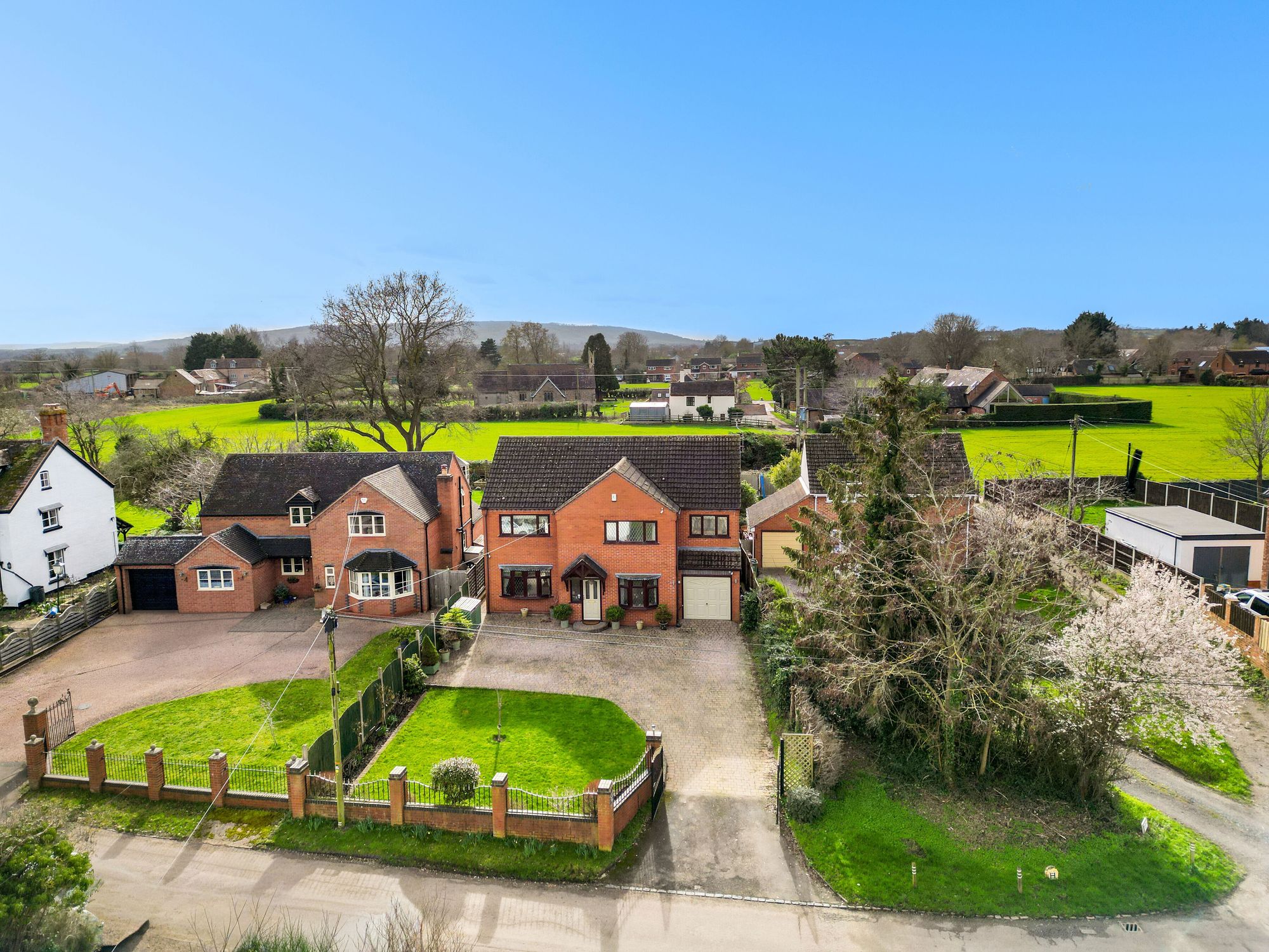 4 bed detached house for sale in Owletts End, Pershore - Property Image 1
