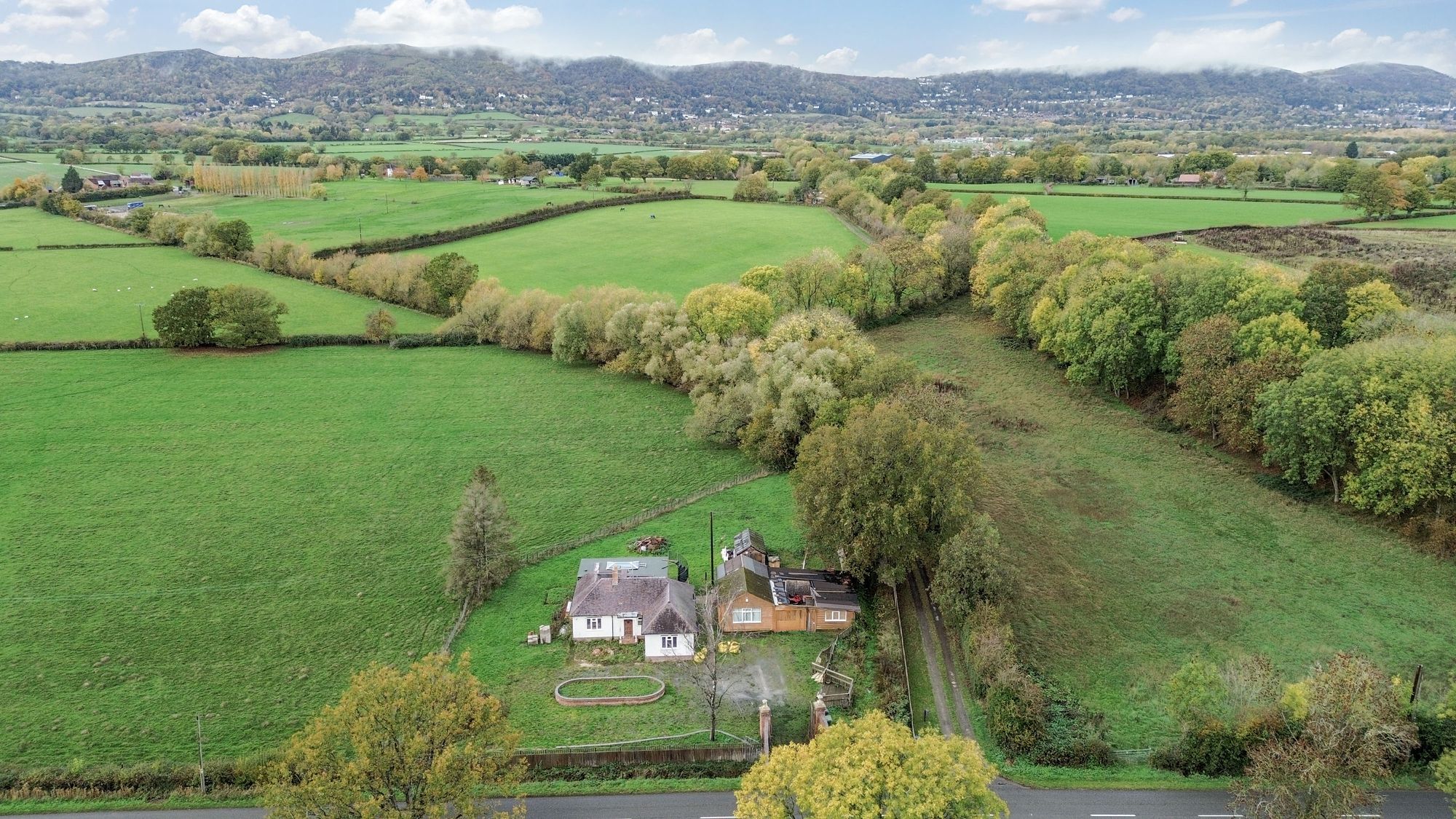 3 bed detached bungalow for sale in Welland, Malvern 12