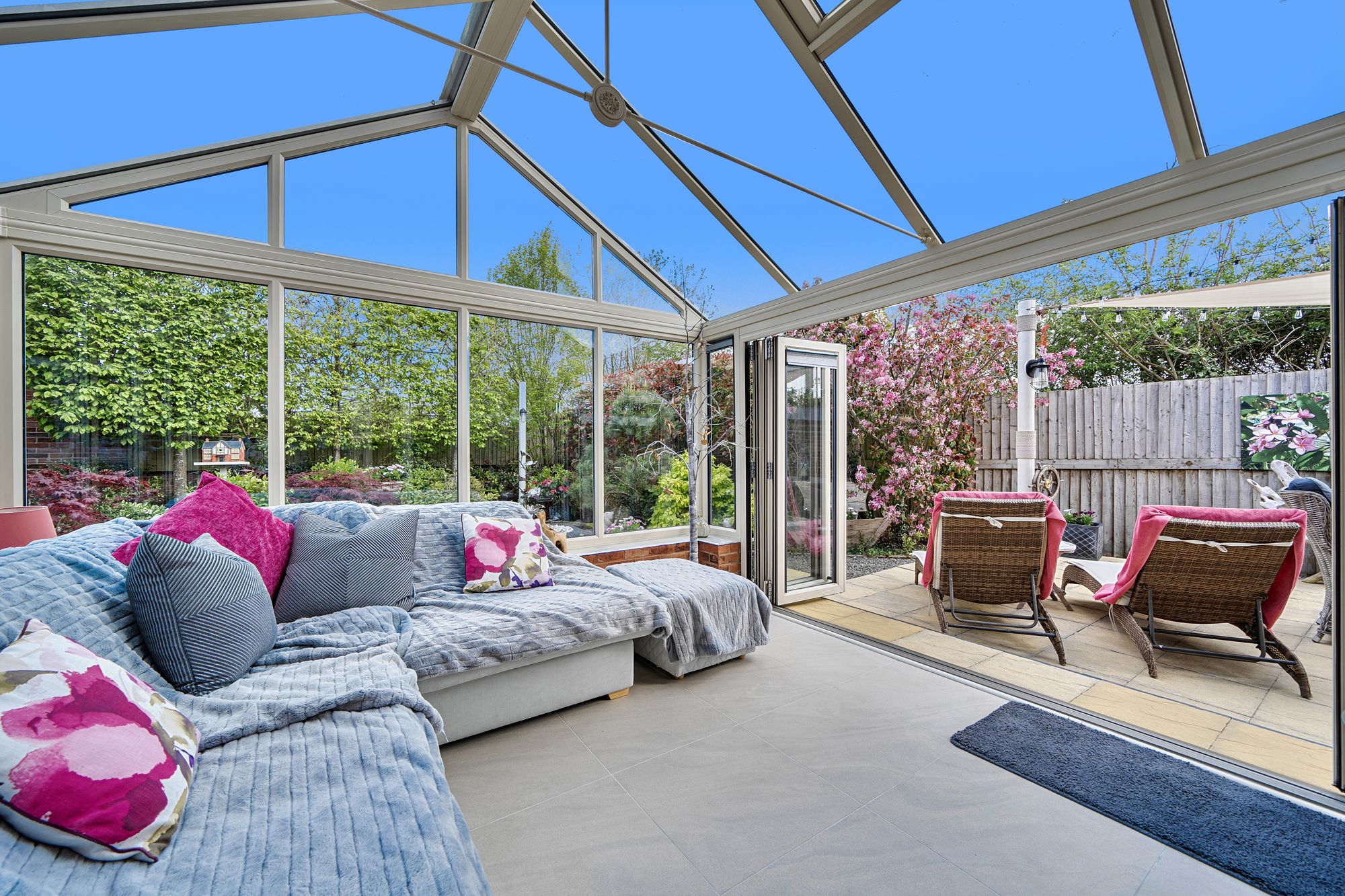 5 bed detached house for sale in Flyford Green, Worcester 2