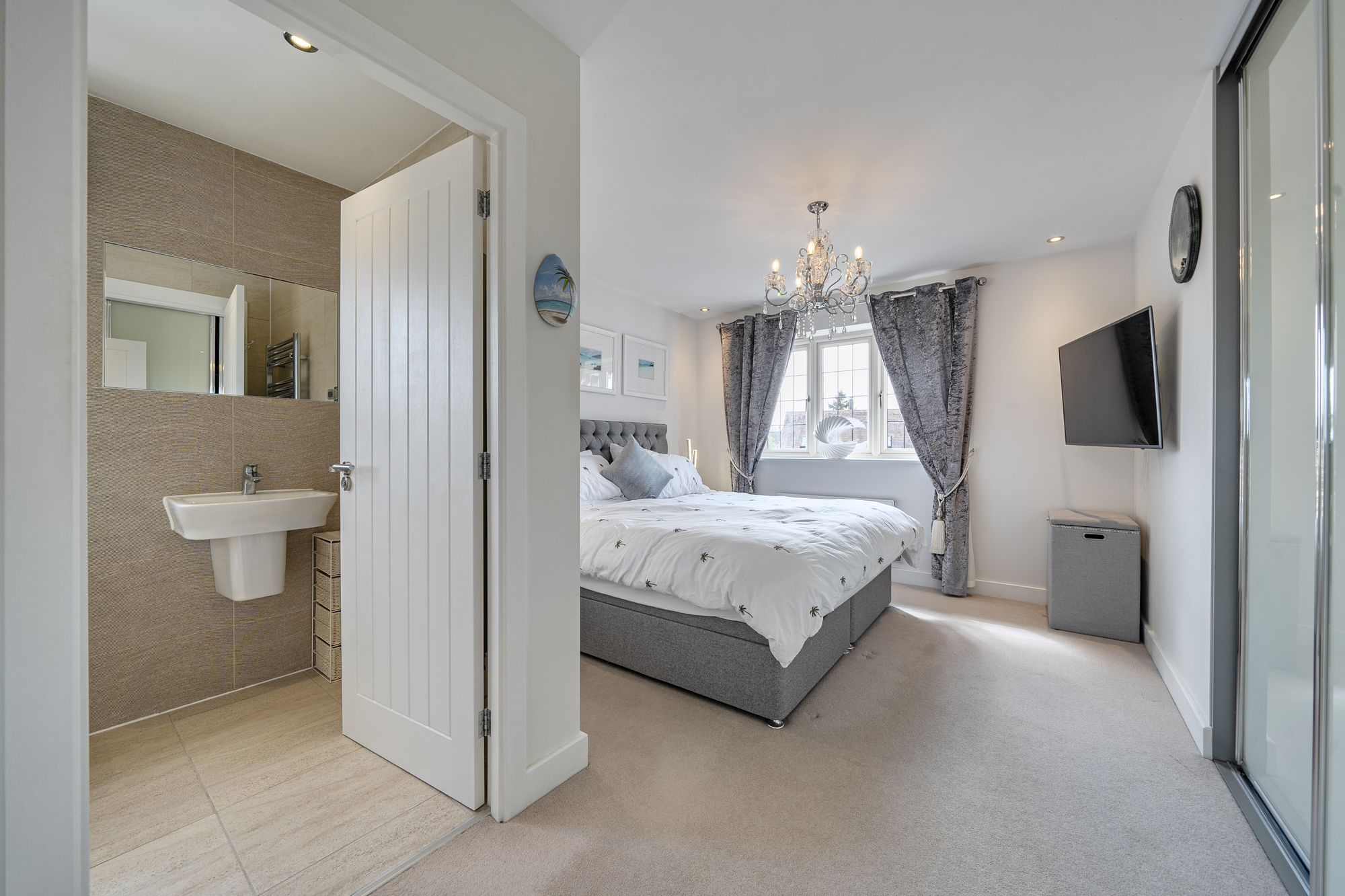 5 bed detached house for sale in Flyford Green, Worcester 11