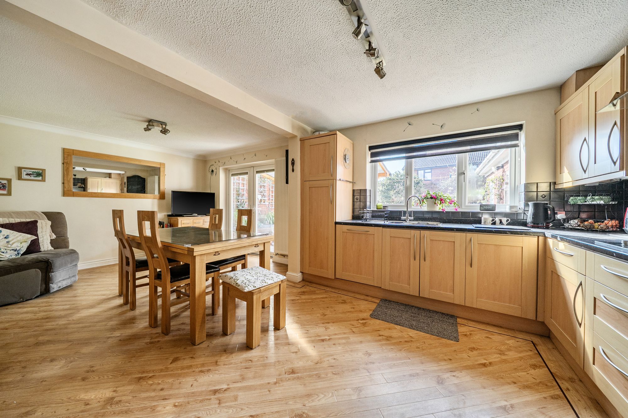 4 bed detached house for sale in Little Penny Rope, Pershore 2