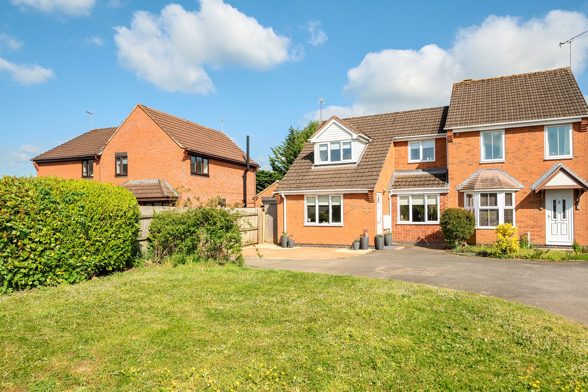 3 bed semi-detached house for sale in Chestnut Close, Pershore  - Property Image 19