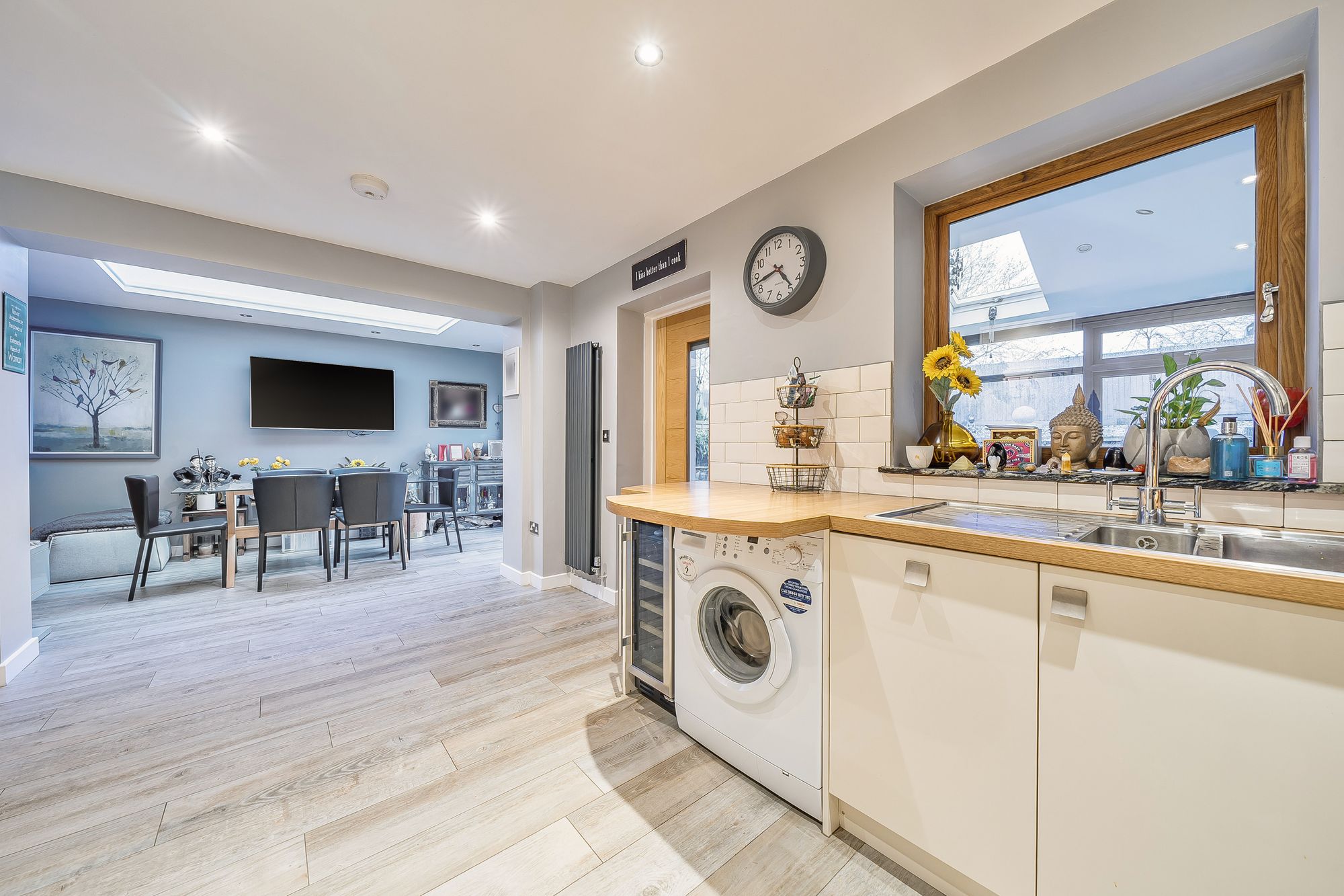 2 bed semi-detached house for sale in Willow Bank, Pershore 2