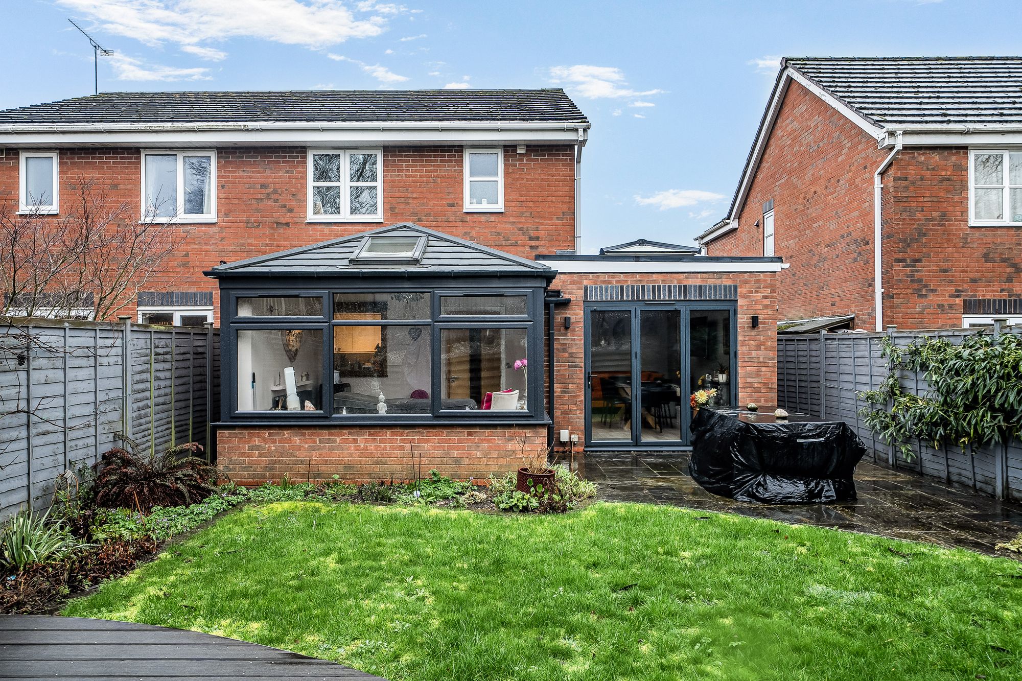 2 bed semi-detached house for sale in Willow Bank, Pershore 18