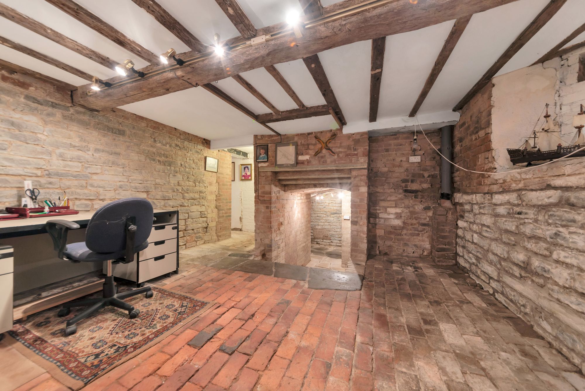 4 bed semi-detached house for sale in Top Street, Pershore  - Property Image 11