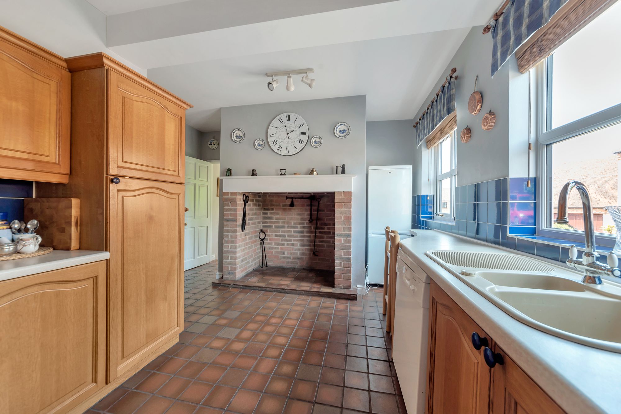 4 bed semi-detached house for sale in Top Street, Pershore  - Property Image 3