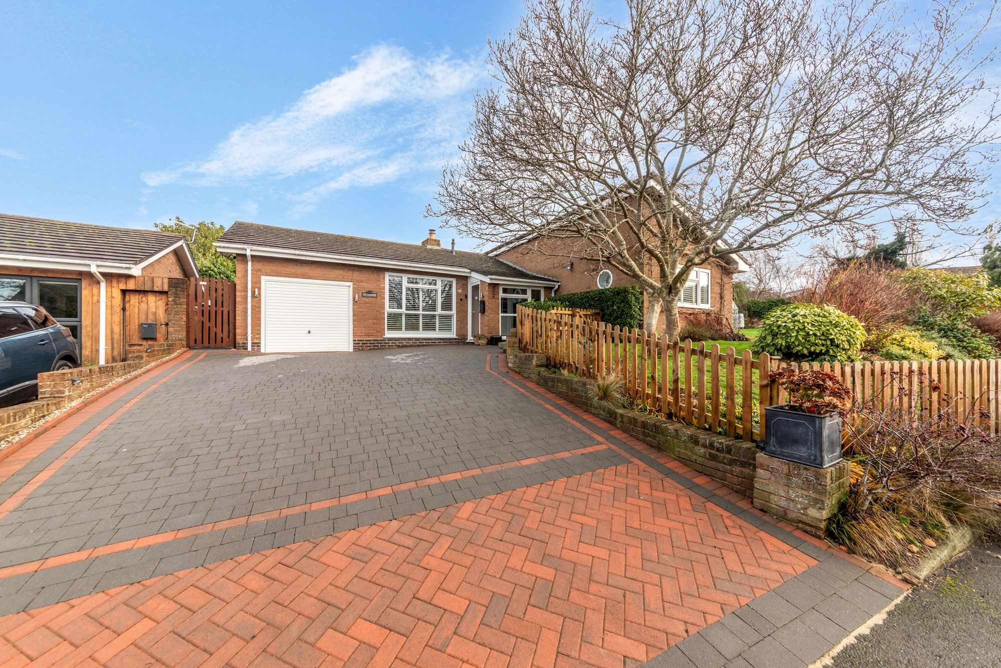 3 bed detached bungalow for sale in Great Comberton, Pershore, WR10