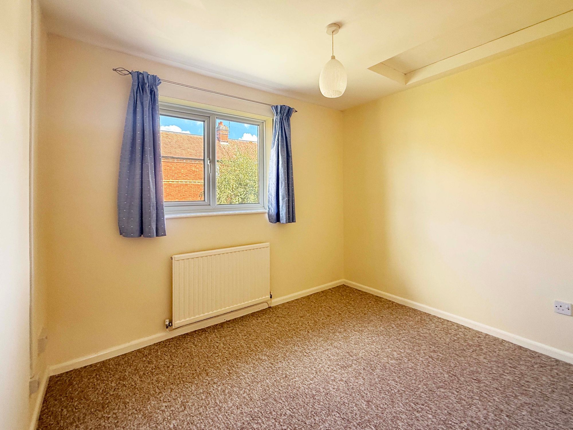 2 bed flat to rent in Old Market Court, Pershore  - Property Image 6