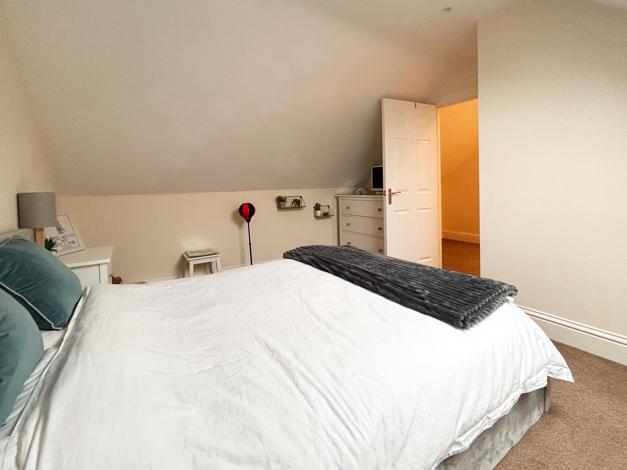 3 bed flat to rent in Worcester Road, Pershore 7