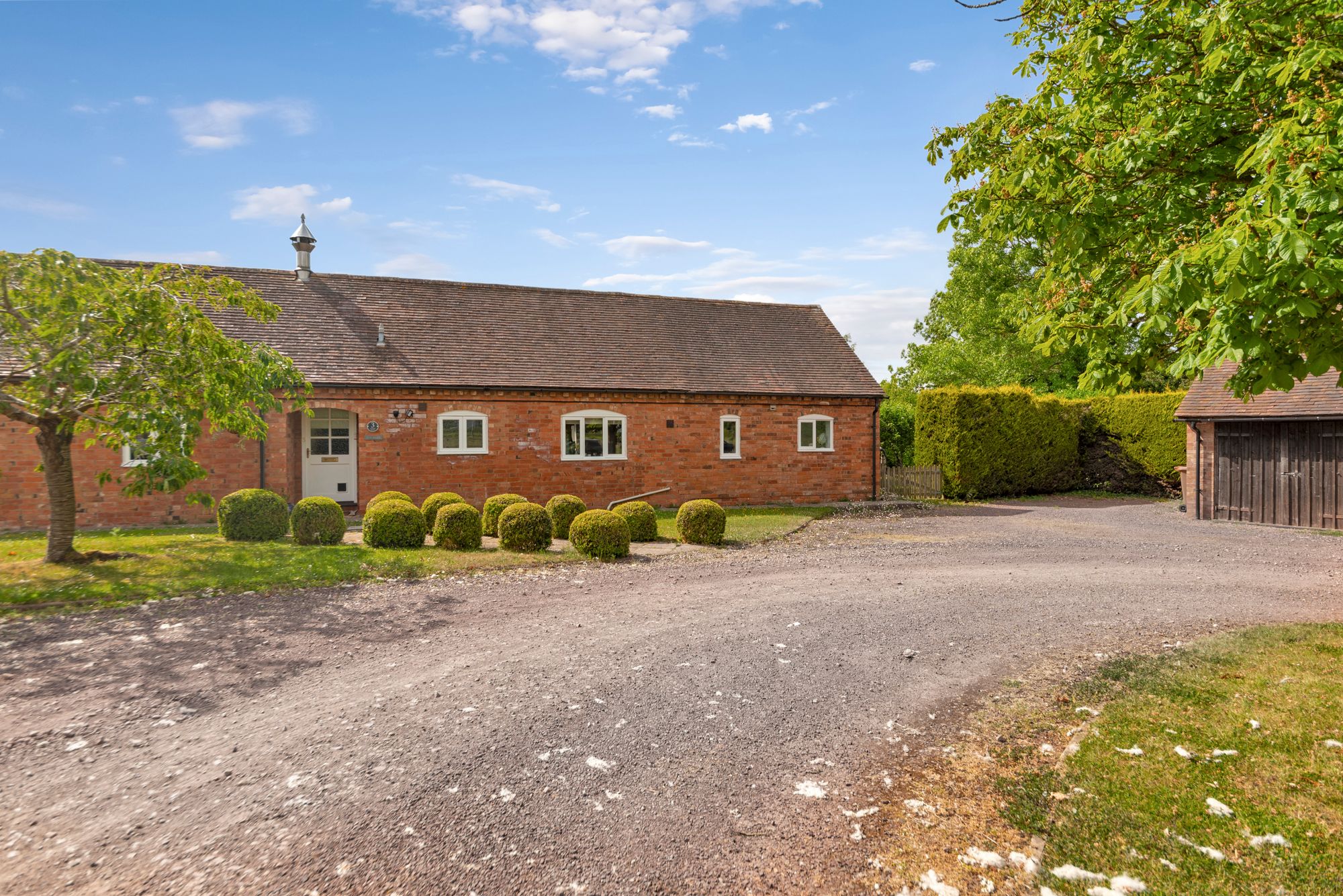 3 bed barn for sale in Woodmancote, Worcester 15