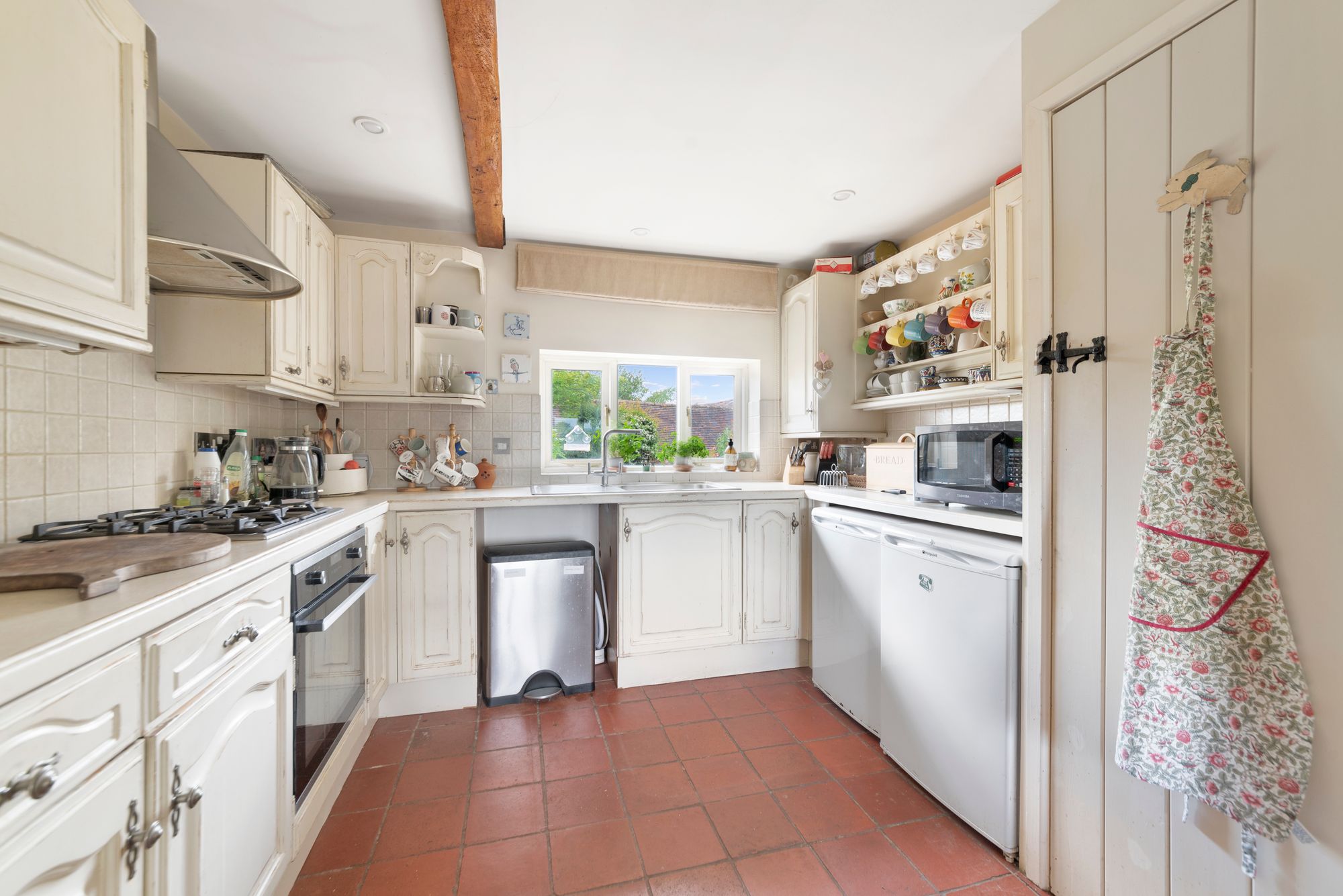 3 bed barn for sale in Woodmancote, Worcester 2