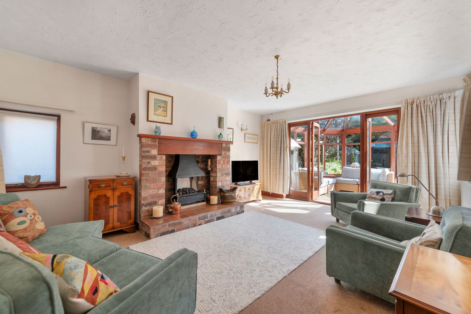 4 bed detached house for sale in Lazy Lane, Pershore  - Property Image 2