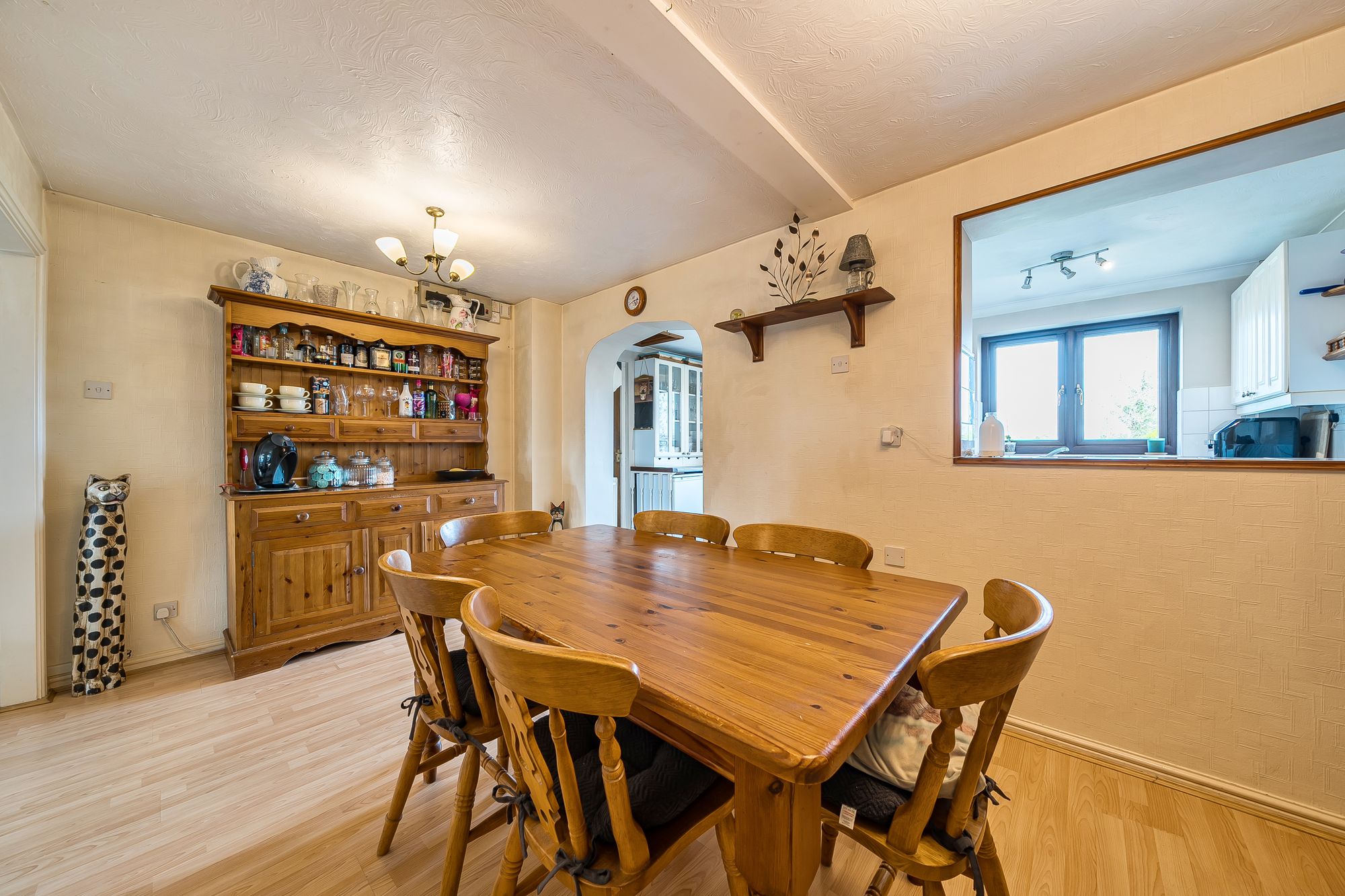 3 bed semi-detached house for sale in Hawthorne Close, Pershore  - Property Image 9