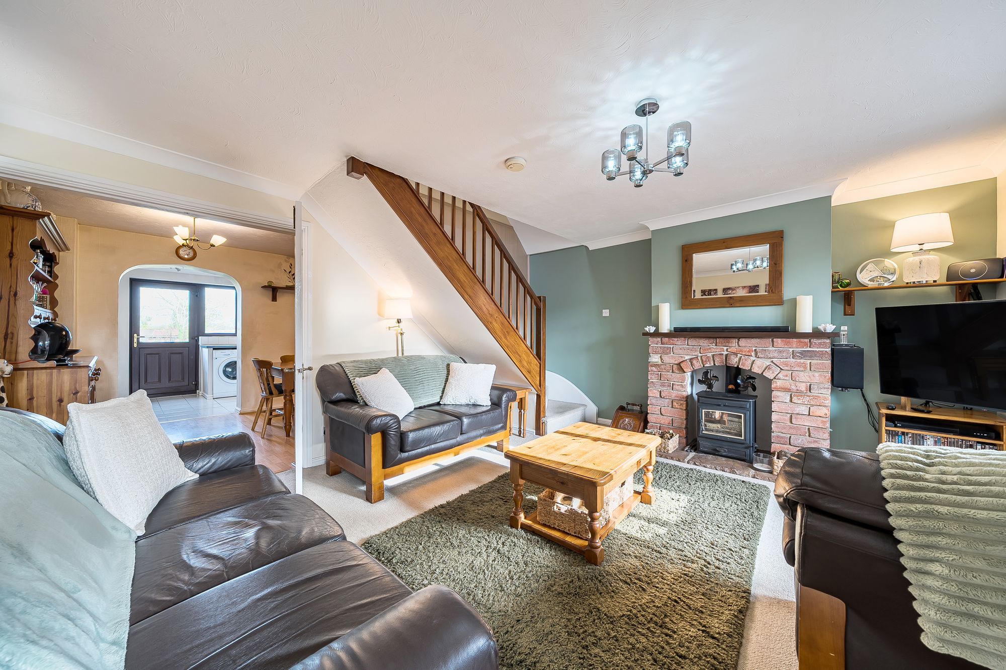 3 bed semi-detached house for sale in Hawthorne Close, Pershore 5