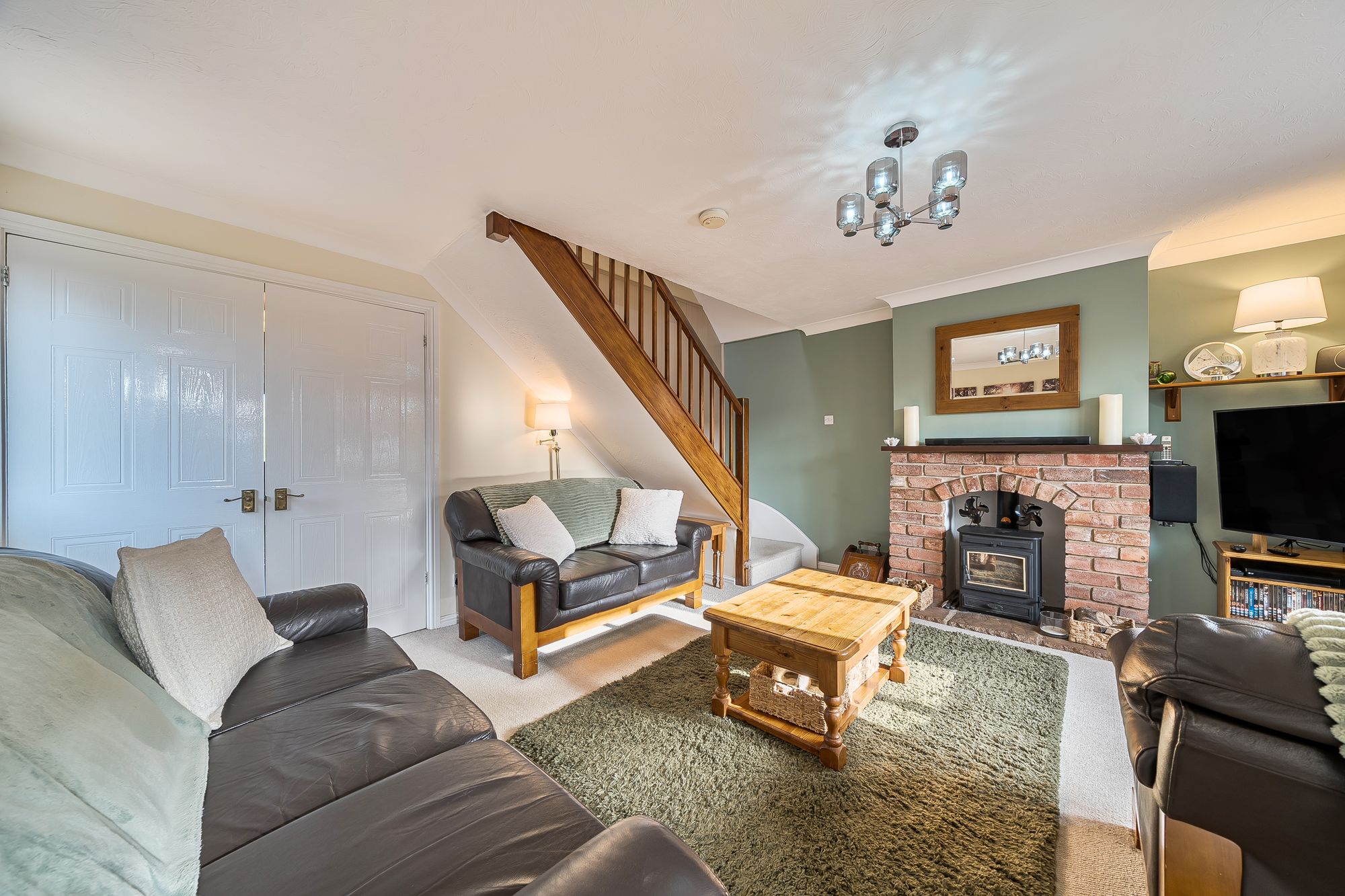 3 bed semi-detached house for sale in Hawthorne Close, Pershore  - Property Image 3